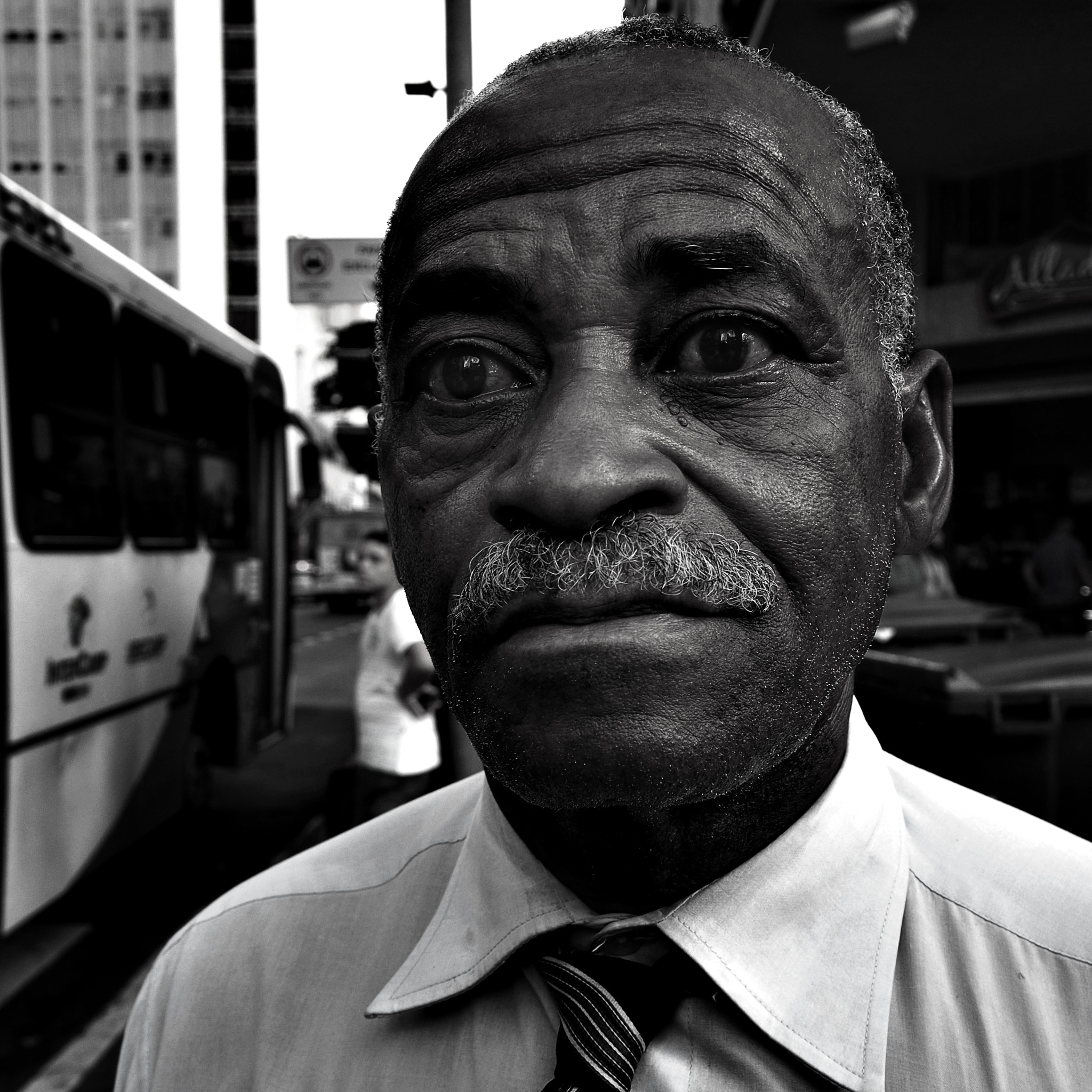 Olympus OM-D E-M5 sample photo. Captain eyes, campinas by chance 2017 photography