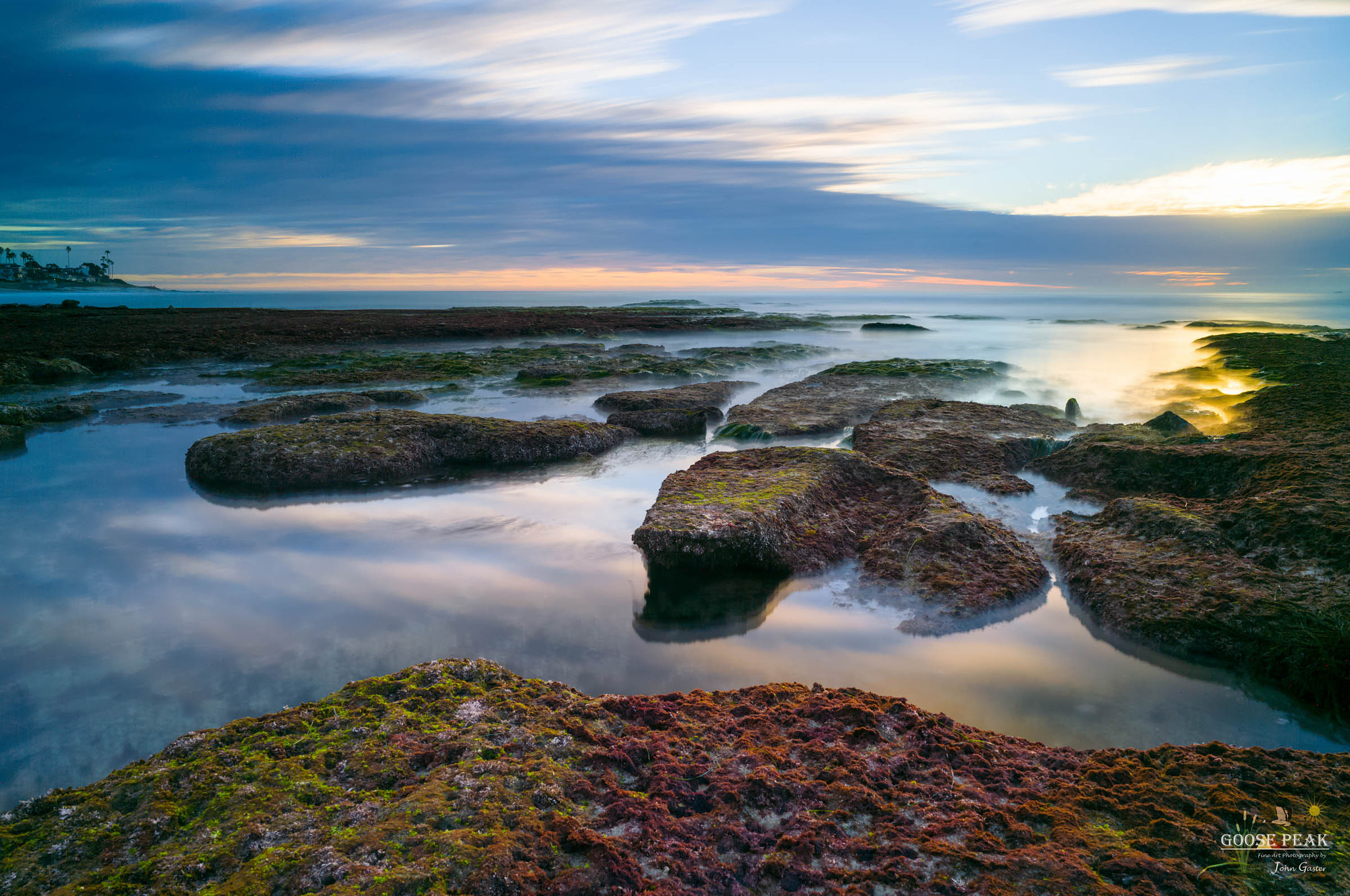 Sony a7R II + ZEISS Batis 25mm F2 sample photo. Tide pool mist photography