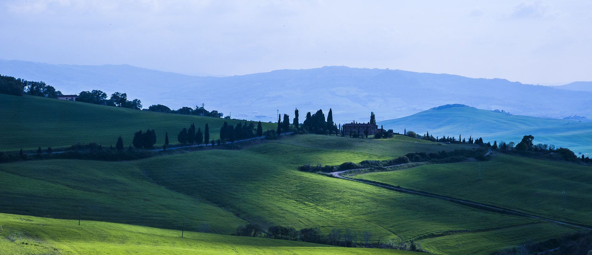 Nikon AF-S Nikkor 24-120mm F4G ED VR sample photo. Tuscany hills photography