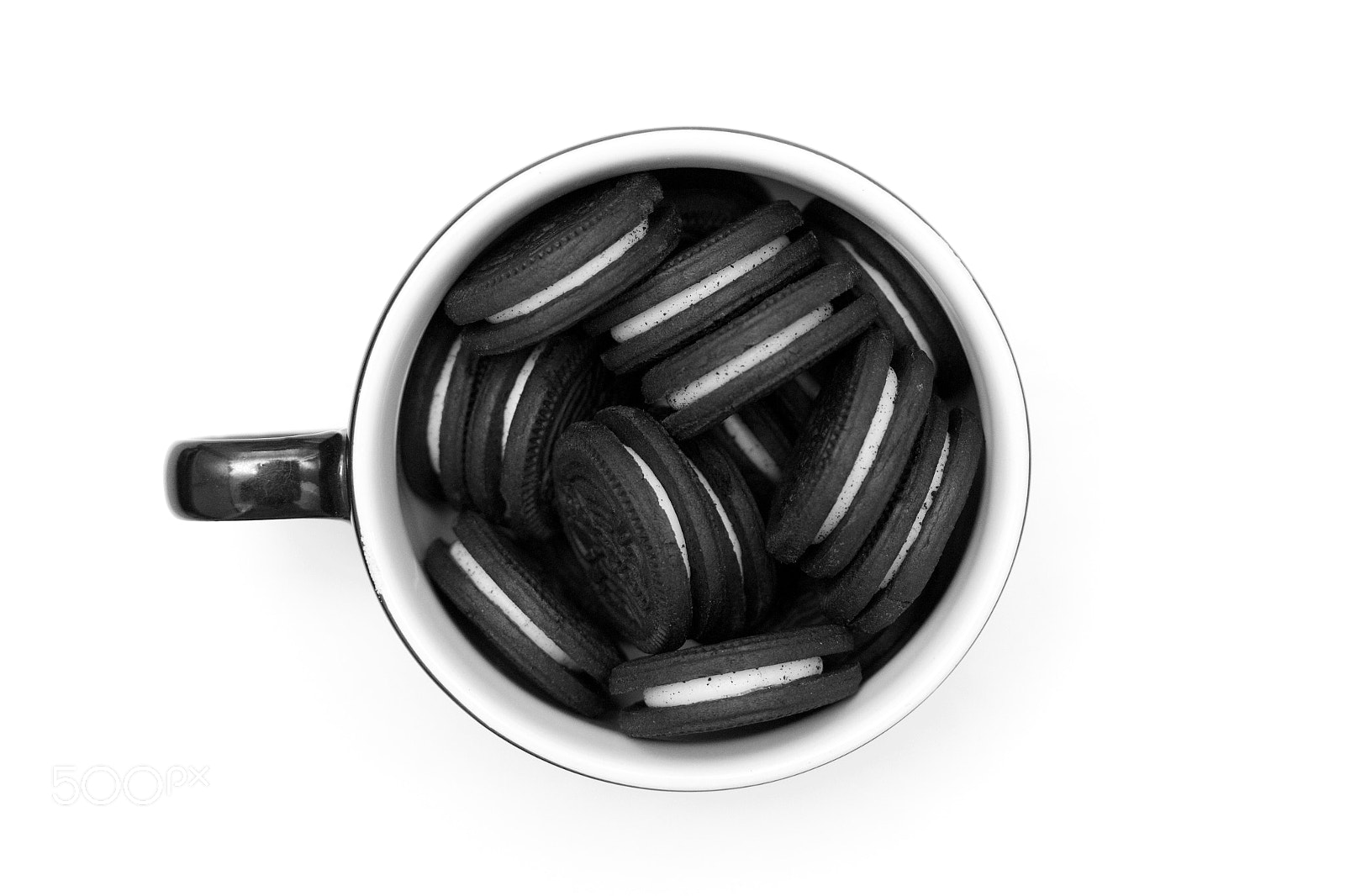 Canon EF-S 60mm F2.8 Macro USM sample photo. Oreo in a mug photography