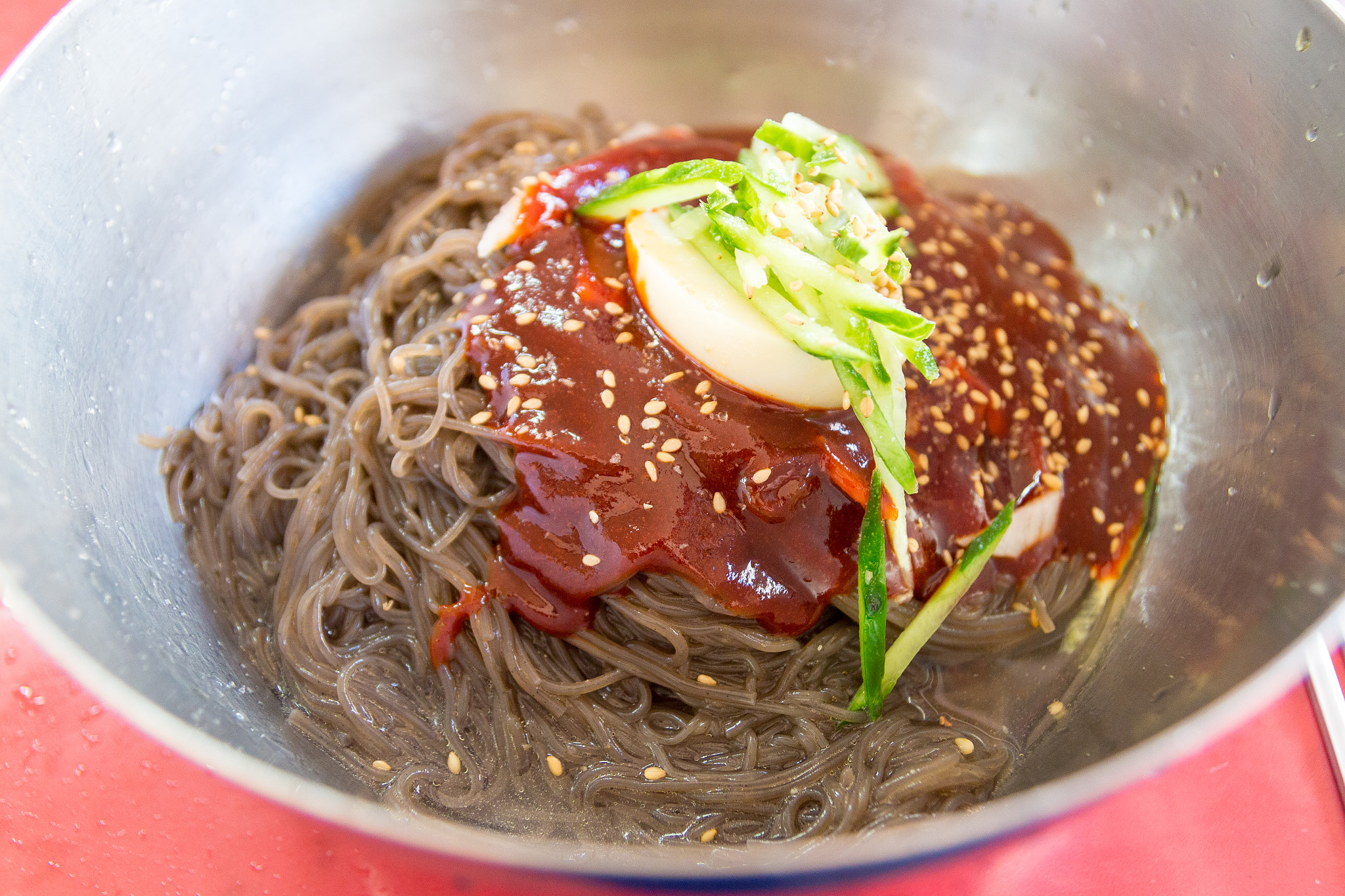 Tamron SP AF 17-50mm F2.8 XR Di II LD Aspherical (IF) sample photo. Seoul style spicy noodles. photography