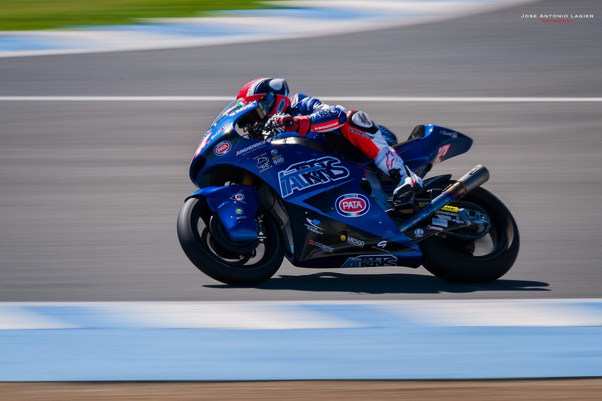 XF100-400mmF4.5-5.6 R LM OIS WR + 1.4x sample photo. Entrenamiento jerez moto-2 photography