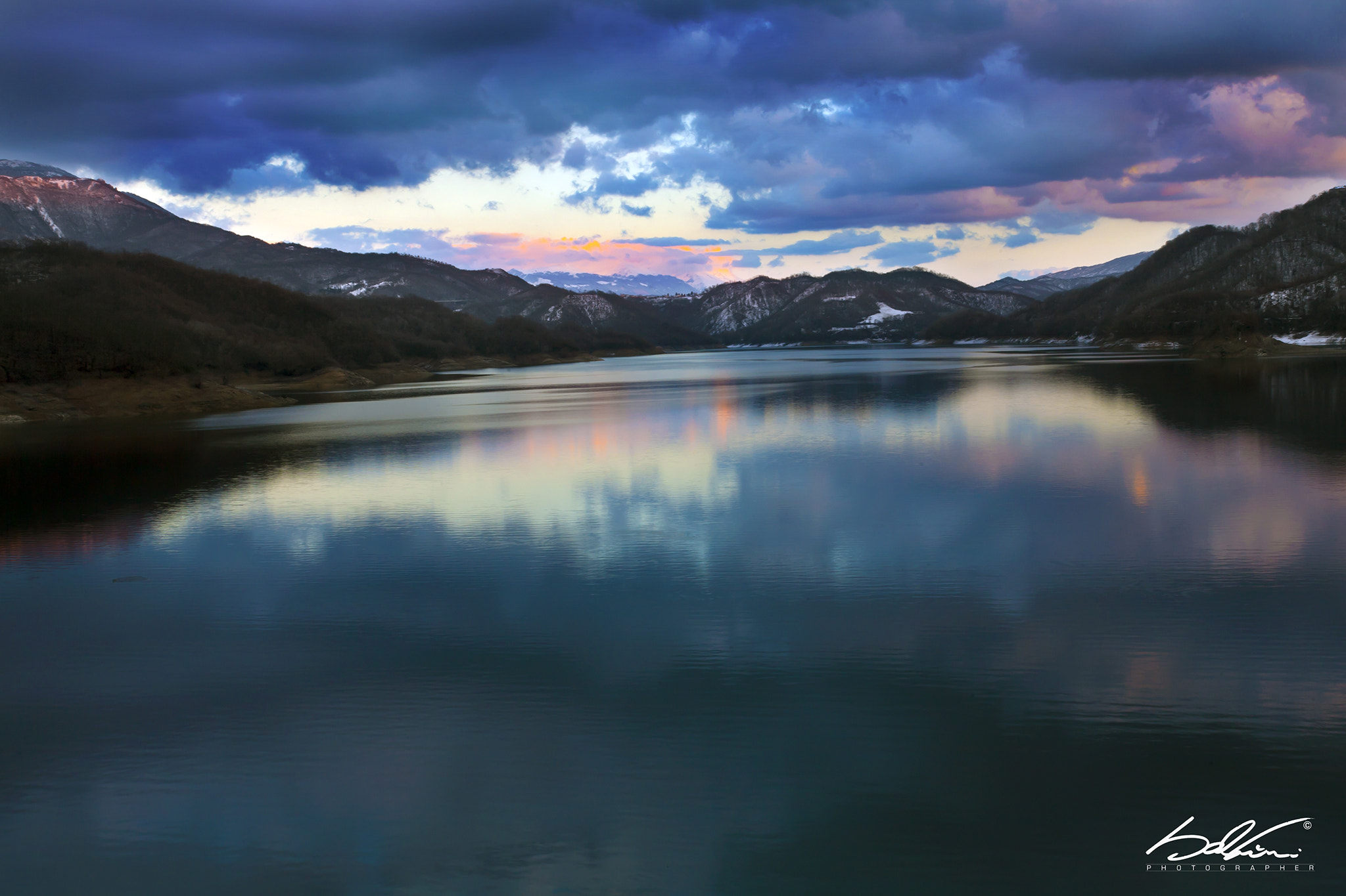 Canon EOS 5D + Canon EF 17-40mm F4L USM sample photo. Lake salto photography