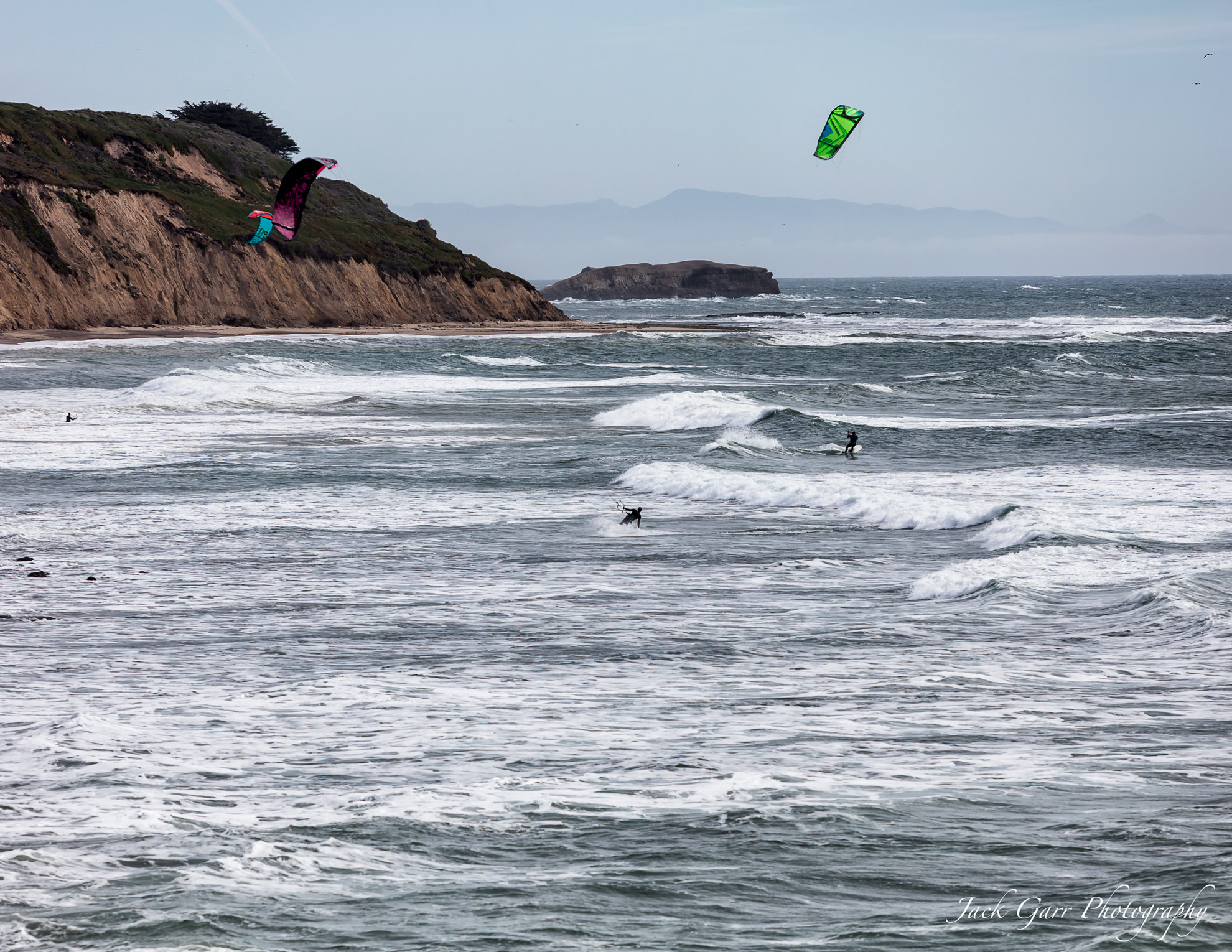 Canon EF 70-200mm F2.8L IS USM sample photo. Wind surfing in the pacific ocean photography