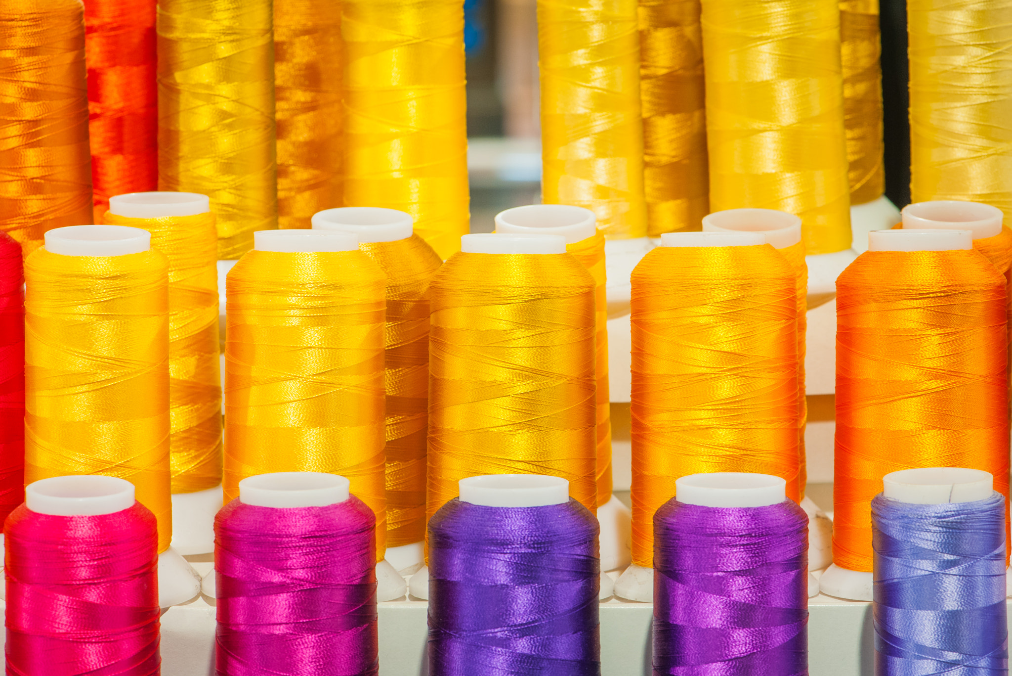 Nikon AF-S Micro-Nikkor 105mm F2.8G IF-ED VR sample photo. Multi color threads bueatiful background. photography