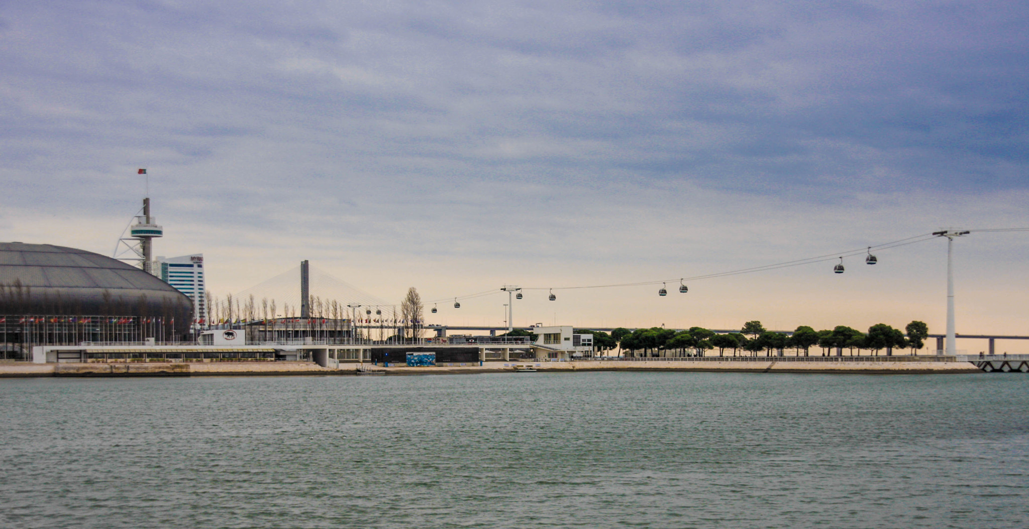 Sigma 18-200mm f/3.5-6.3 DC OS sample photo. Img photography