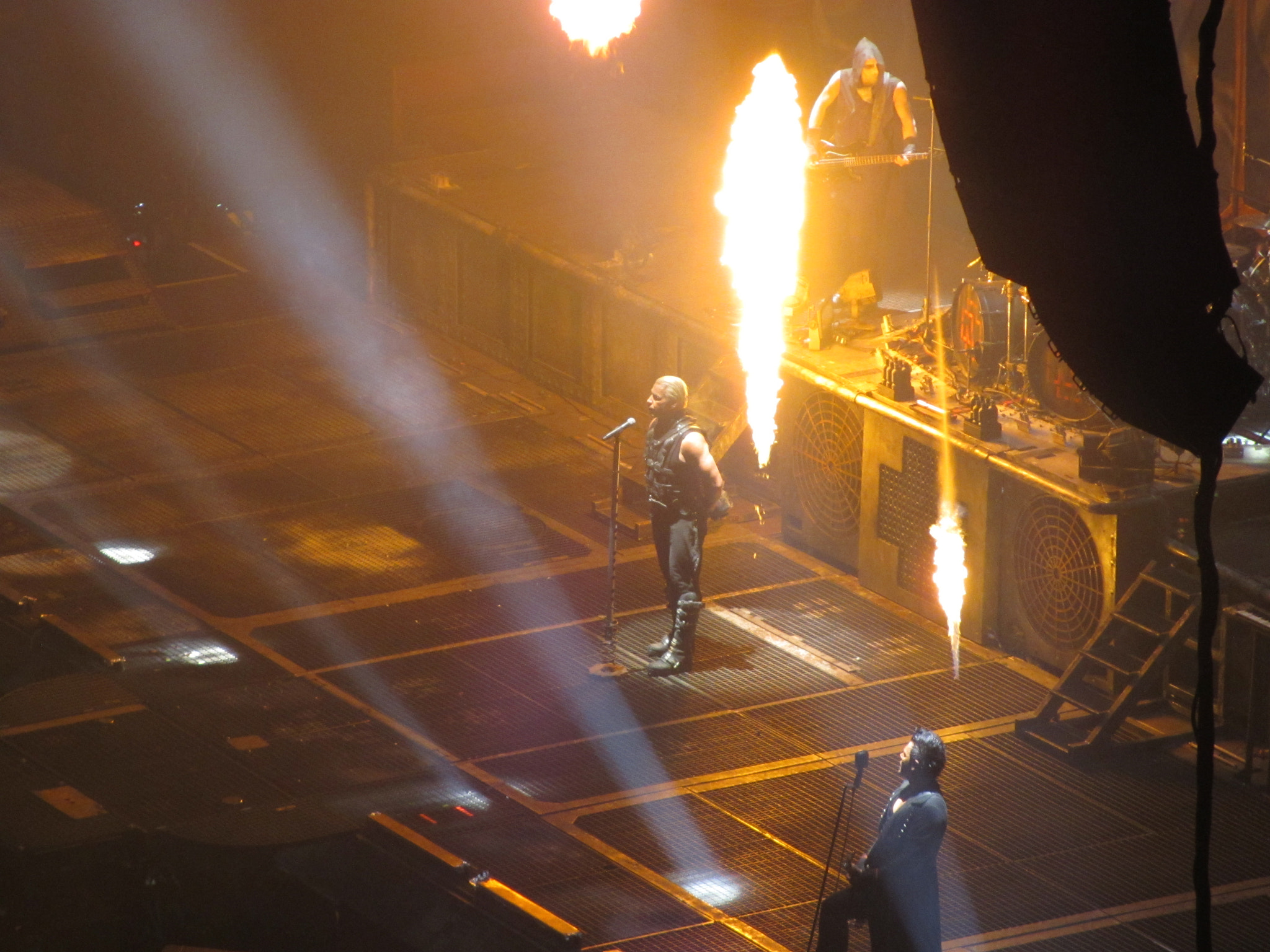 Canon PowerShot ELPH 310 HS (IXUS 230 HS / IXY 600F) sample photo. Rammstein, belgrade photography