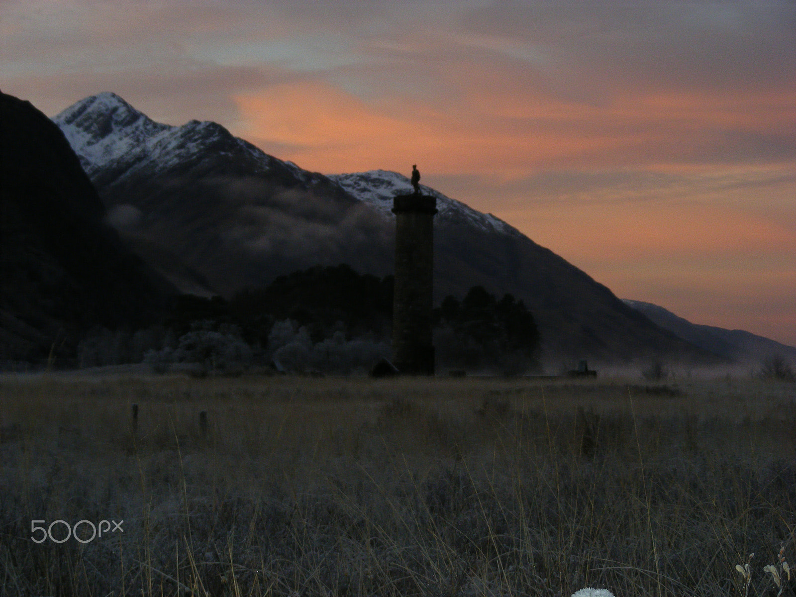 Fujifilm FinePix S5800 S800 sample photo. Glenfinnan monument photography