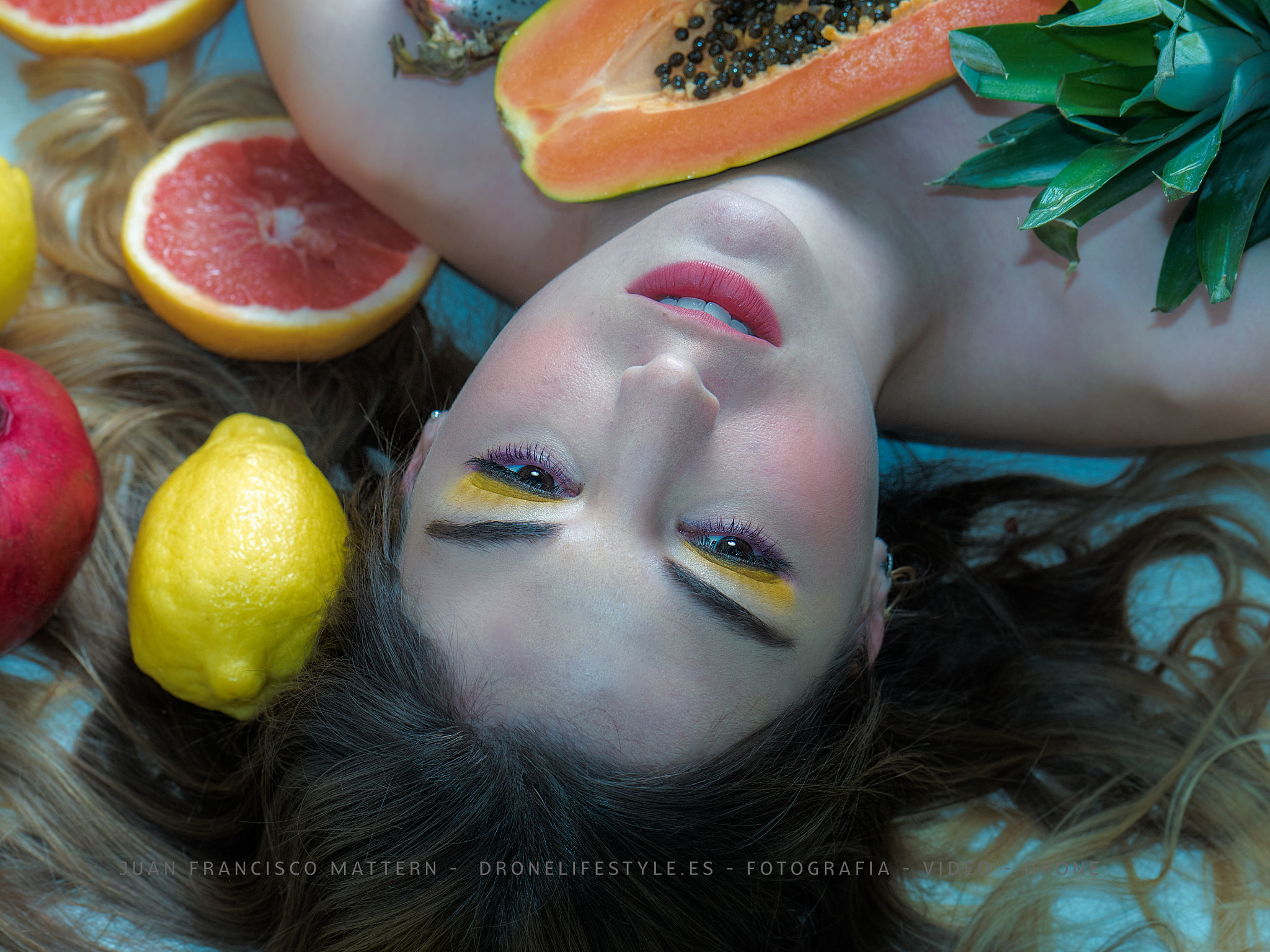 Panasonic Leica DG Nocticron 42.5mm F1.2 ASPH OIS sample photo. Frutal beauty & fashion shooting photography