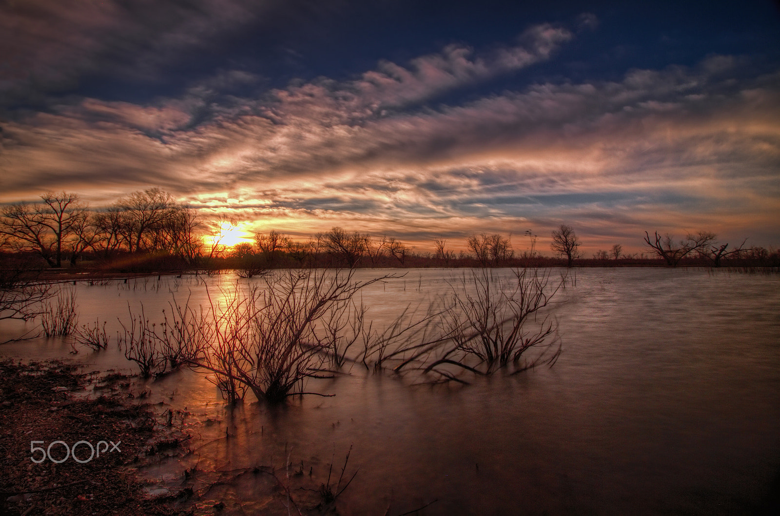 Canon EOS 7D + Canon EF-S 10-18mm F4.5–5.6 IS STM sample photo. Sunset lake ii photography