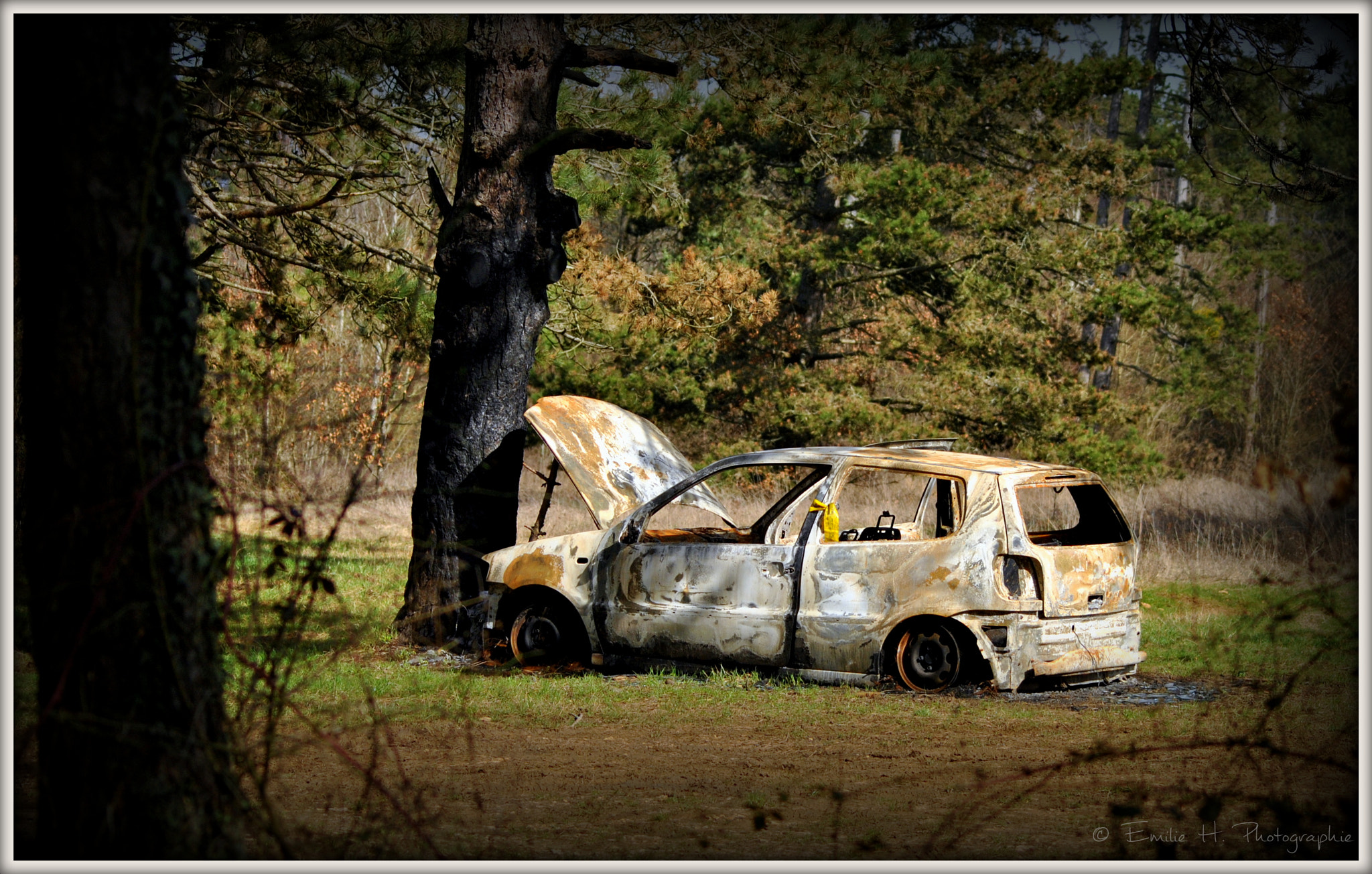 Sigma 70-300mm F4-5.6 APO DG Macro sample photo. Burnt car photography