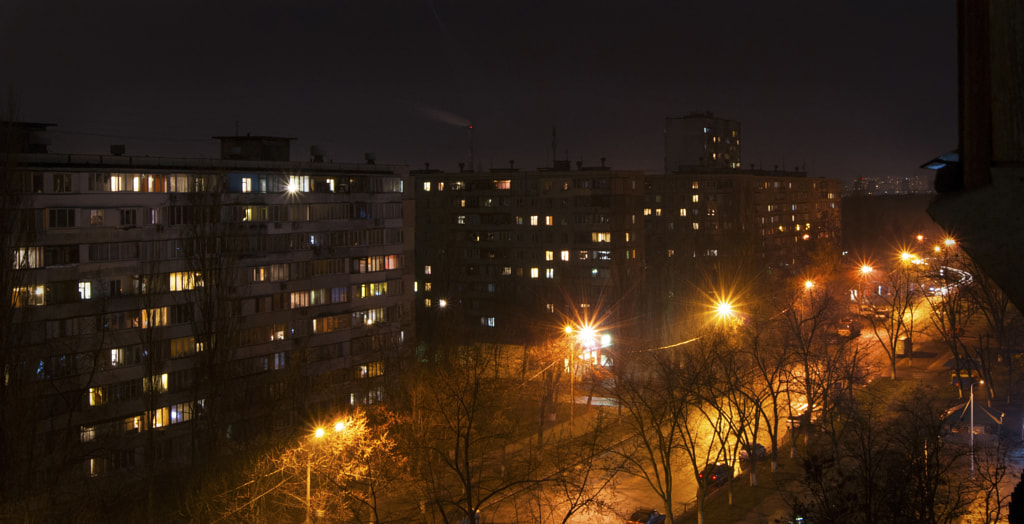 ночные улицы спальных районов Киева, автор — KAS на 500px.com