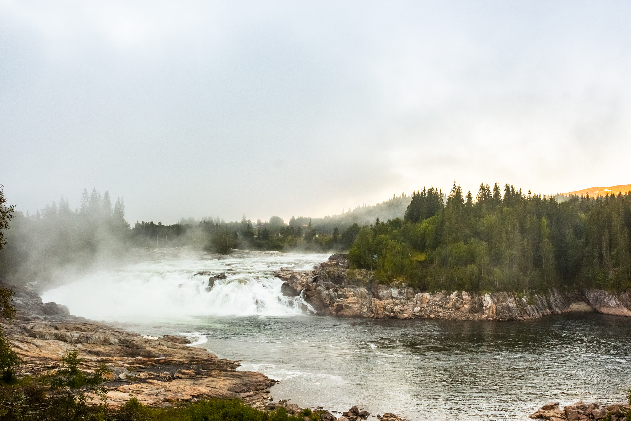 Canon EOS 650D (EOS Rebel T4i / EOS Kiss X6i) sample photo. Foggy waterfall photography