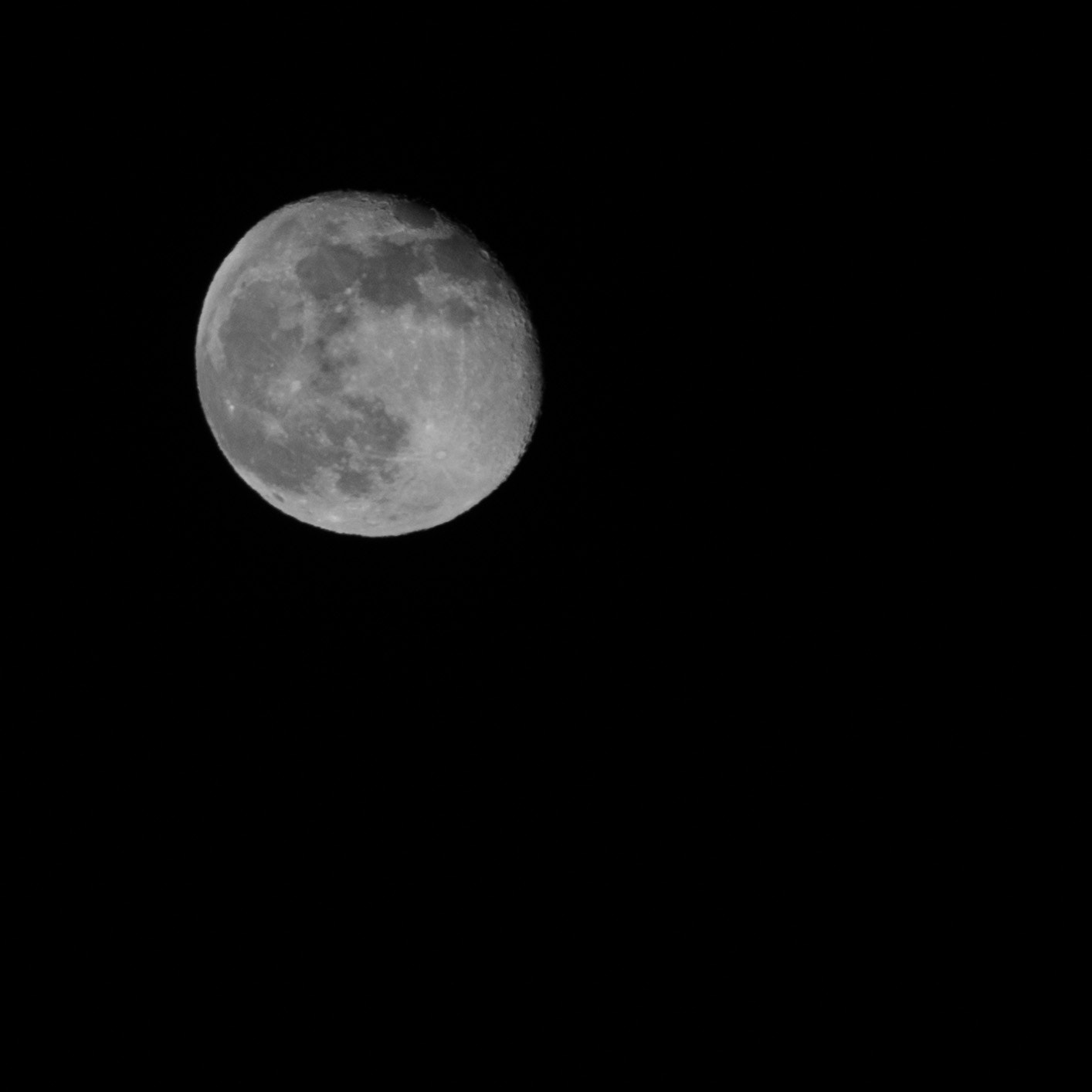 Canon EF 70-200mm F2.8L IS USM sample photo. A moonshot photography