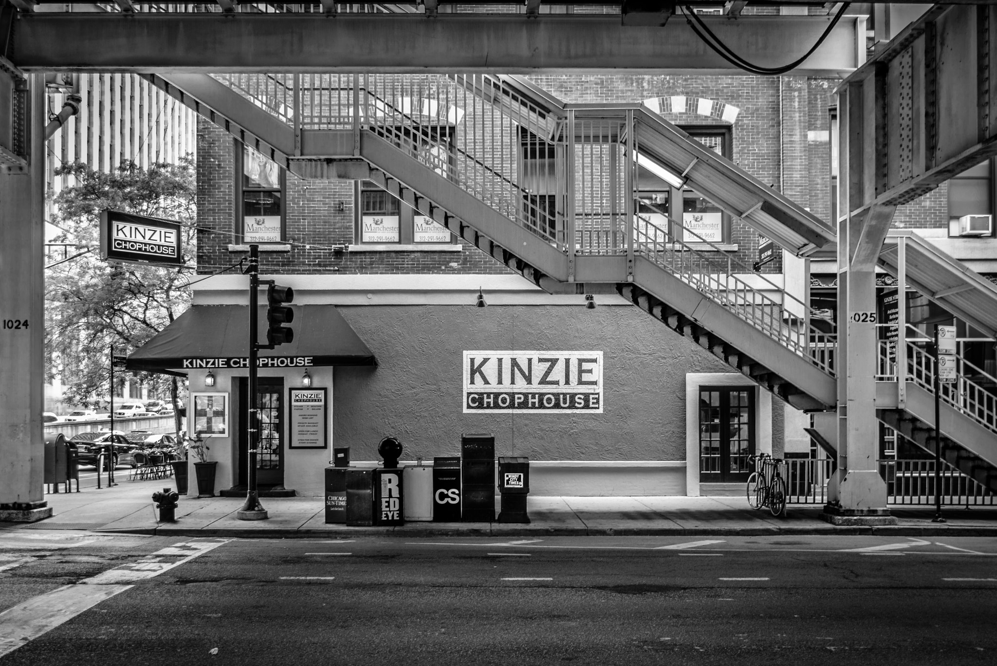 Sigma 24-70mm F2.8 EX DG HSM sample photo. Kinzie chophouse photography