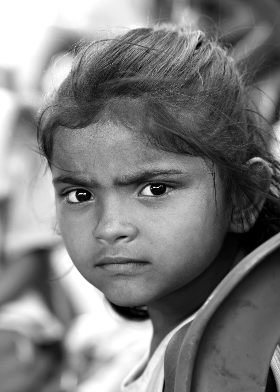 Canon EF 85mm F1.8 USM sample photo. Beautiful eyes photography