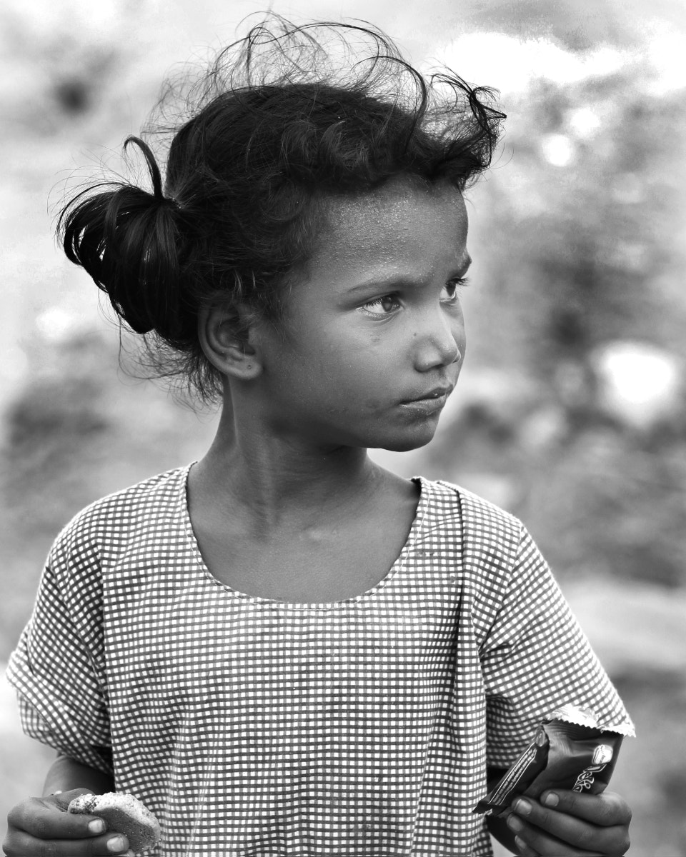 Canon EF 85mm F1.8 USM sample photo. Camel keepers daughter photography