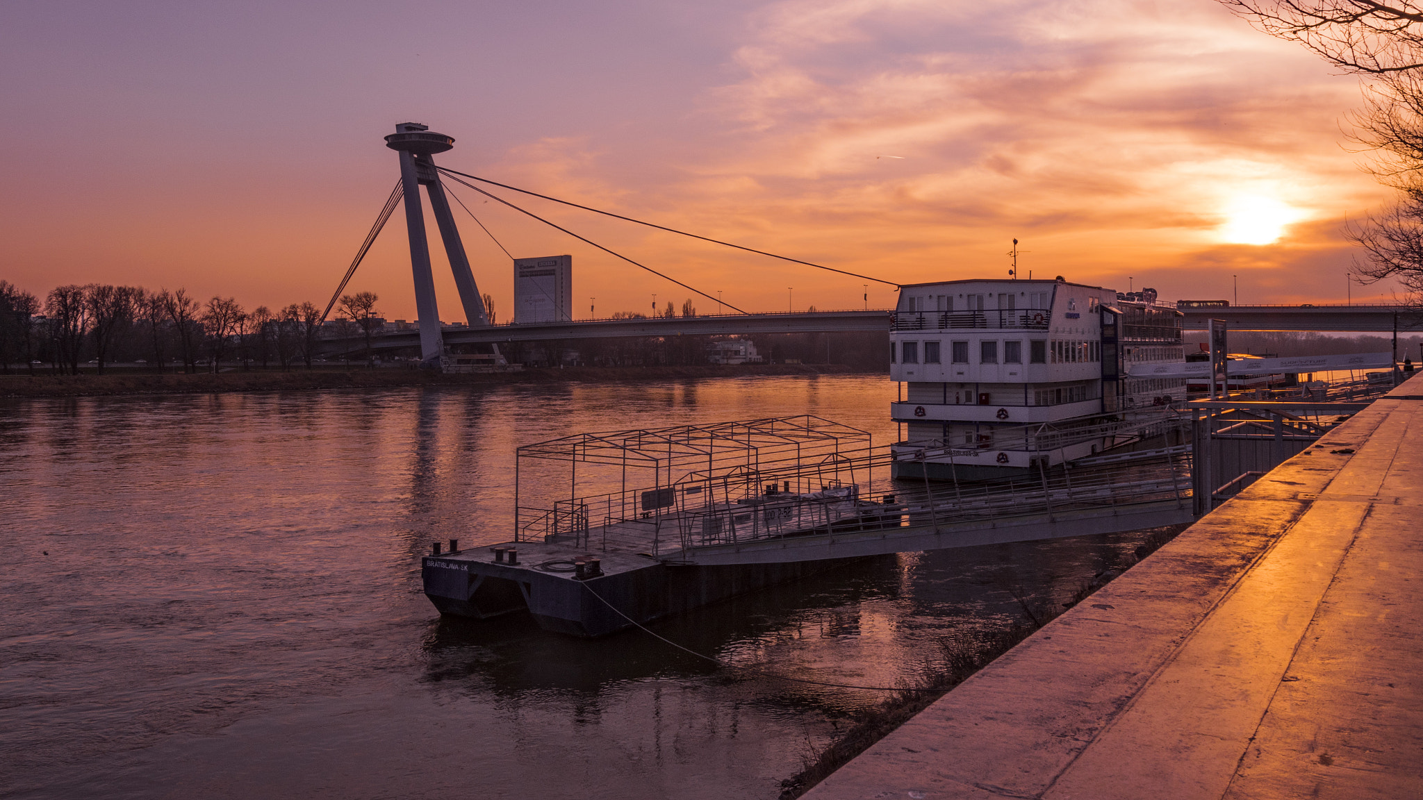 Nikon D5300 + Sigma 18-35mm F1.8 DC HSM Art sample photo. Bratislava photography