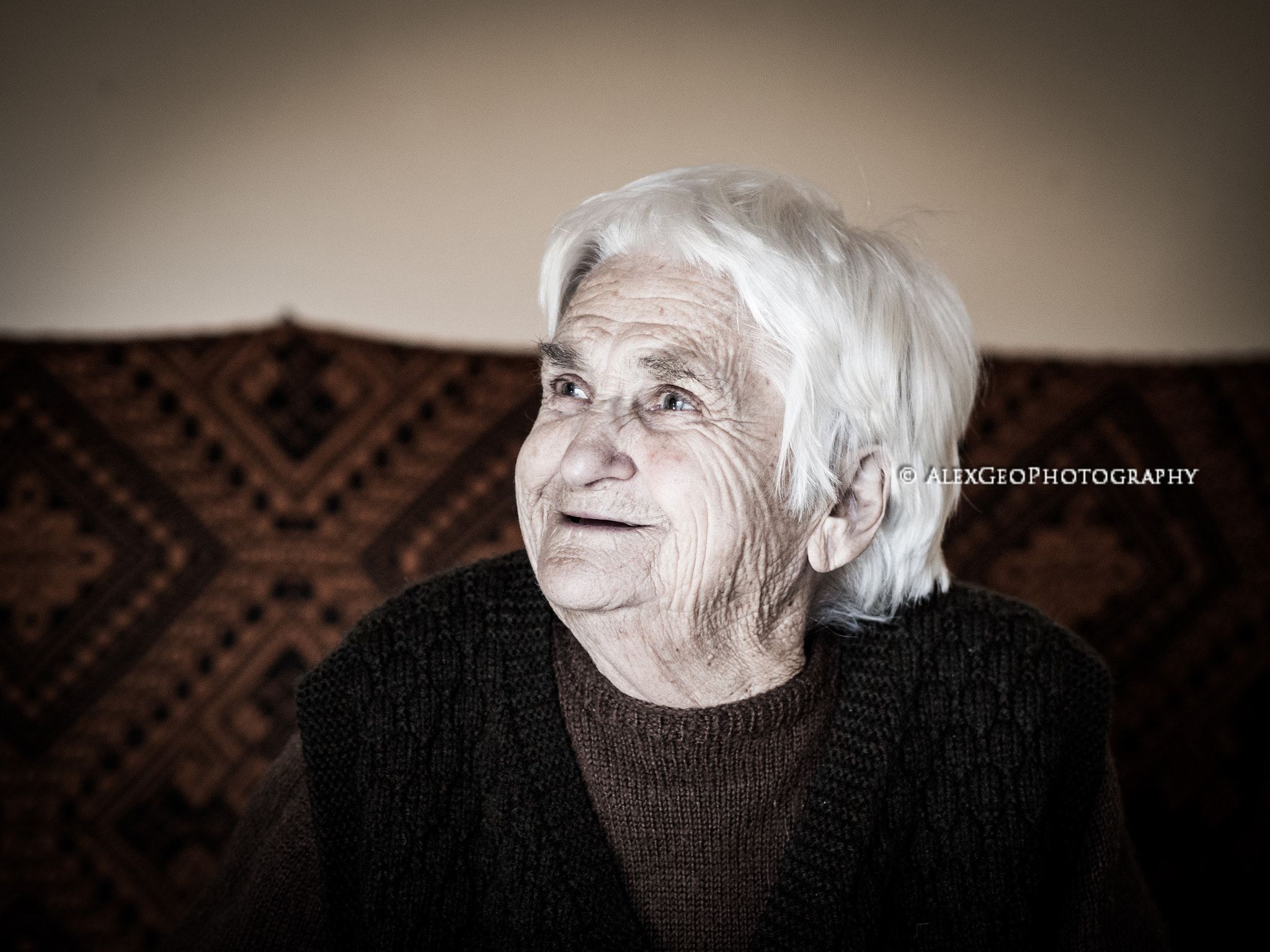 Olympus OM-D E-M5 II + Olympus M.Zuiko Digital 45mm F1.8 sample photo. Pijo's grandmother  photography