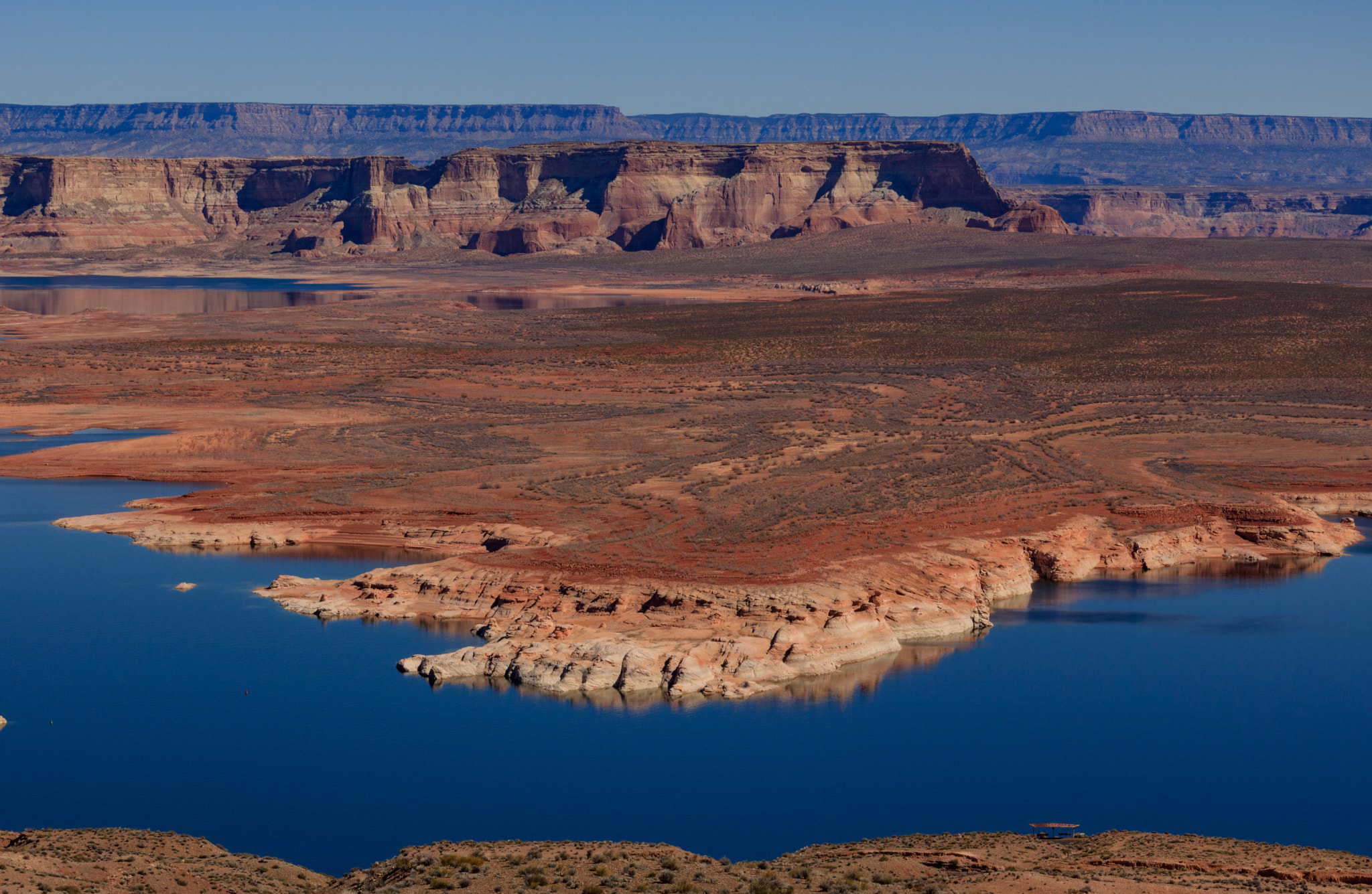 Canon EOS 750D (EOS Rebel T6i / EOS Kiss X8i) + EF75-300mm f/4-5.6 sample photo. Lake powell  photography