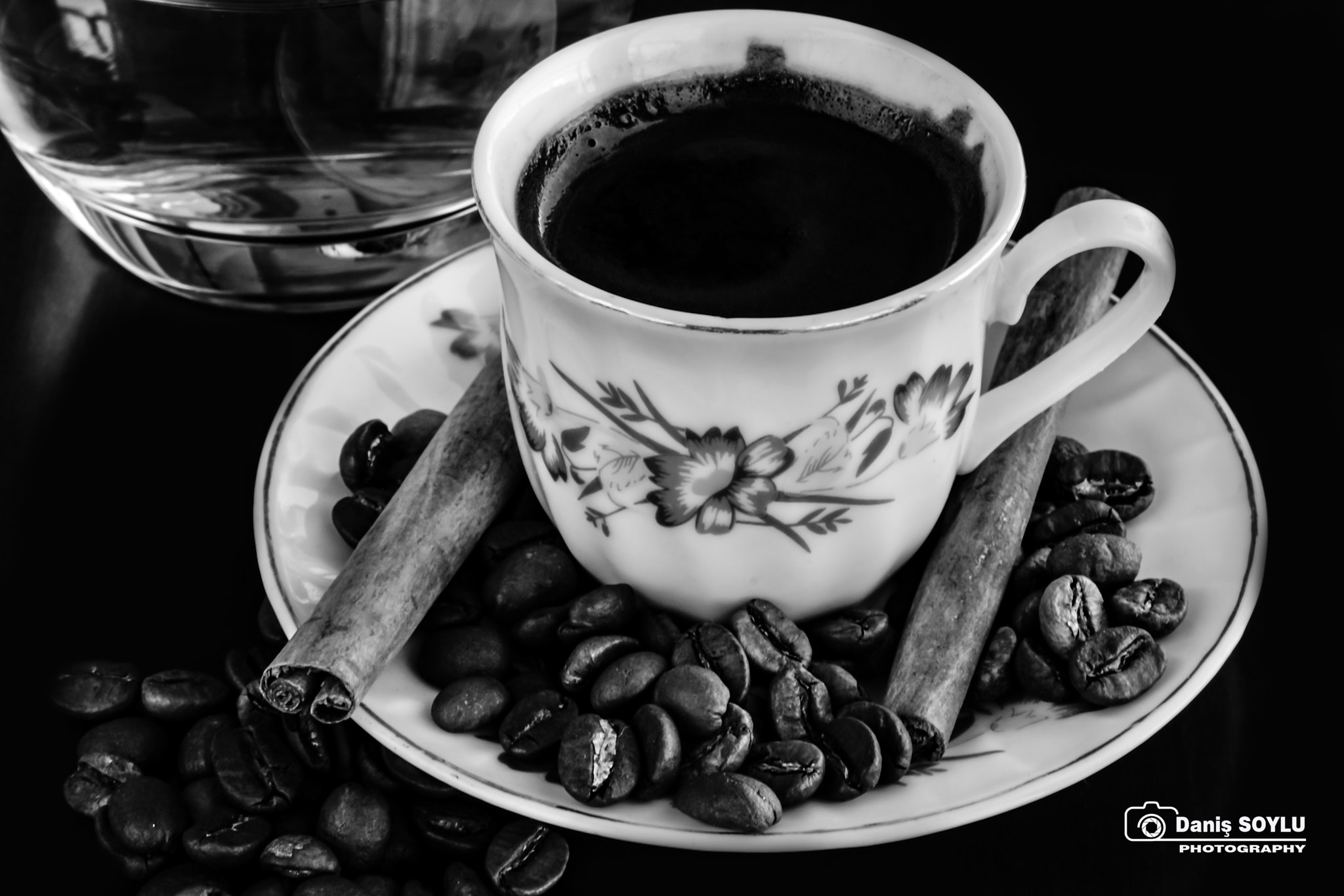 Sony DT 18-135mm F3.5-5.6 SAM sample photo. Turkish coffee - dark & strong photography