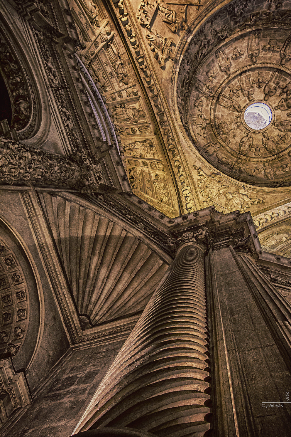 Canon EF 16-35mm F2.8L II USM sample photo. Catedral de sevilla photography