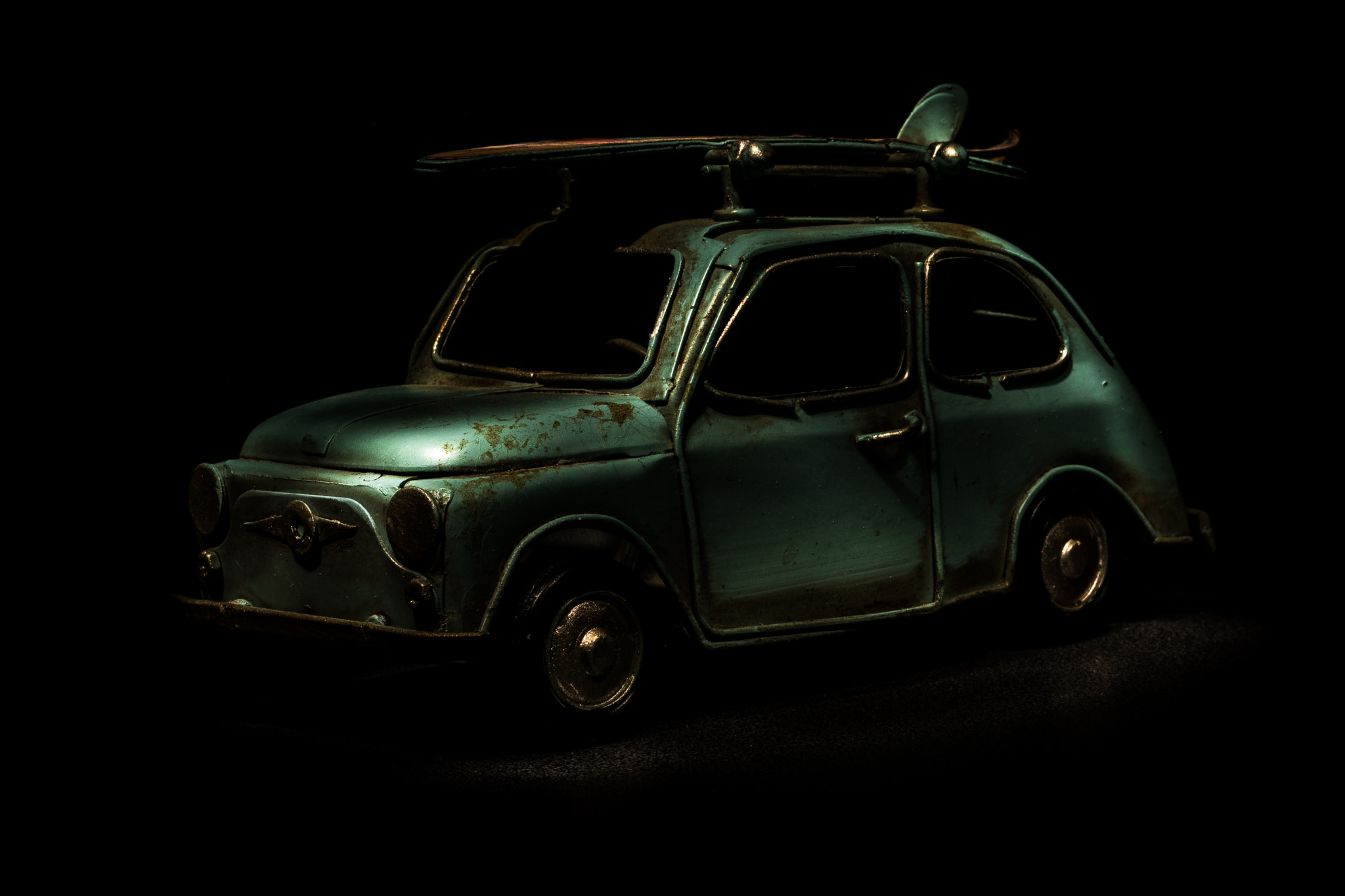 Canon EF 35-80mm f/4-5.6 sample photo. Car&light photography