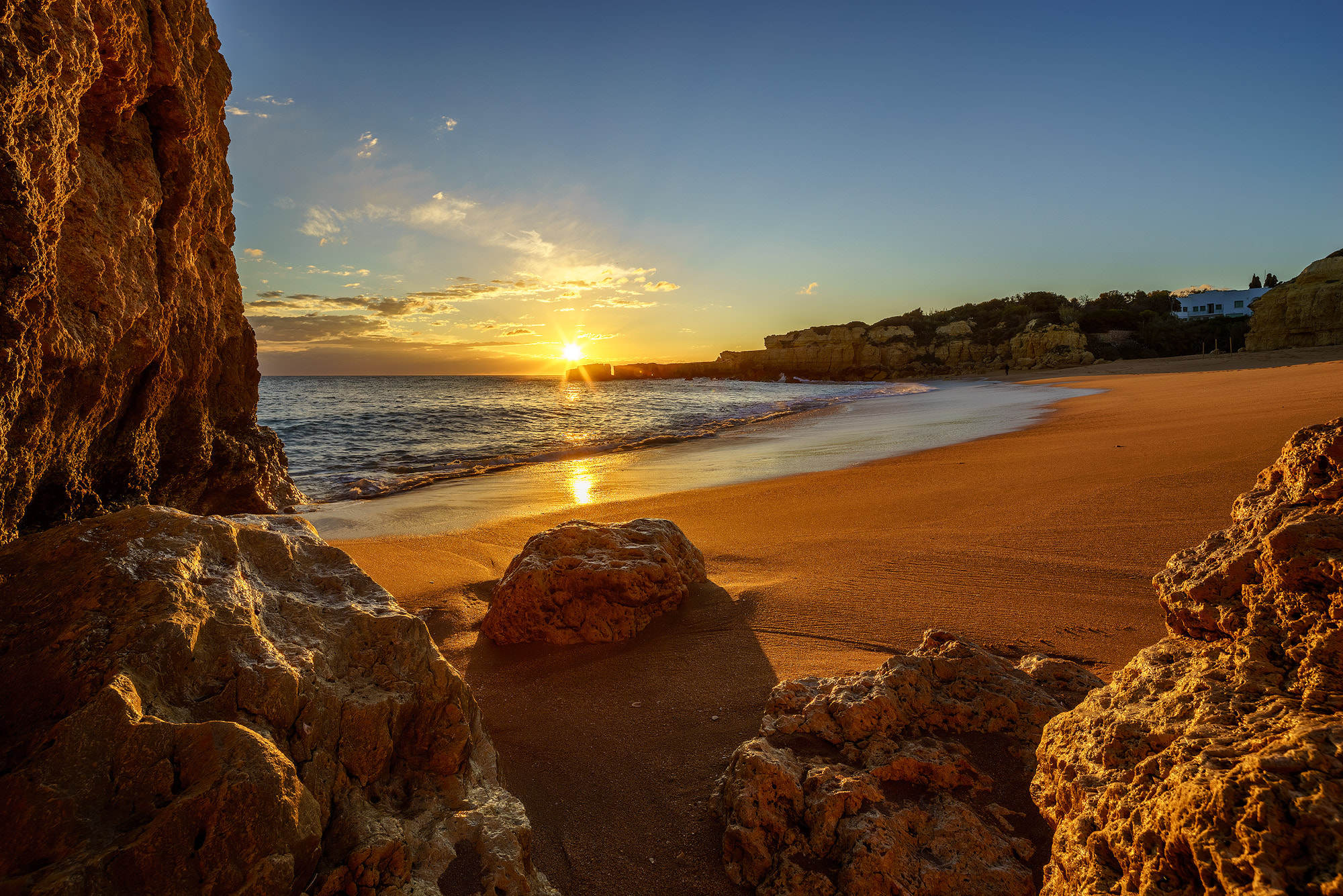 Canon TS-E 17mm F4L Tilt-Shift sample photo. Praia do castelo photography