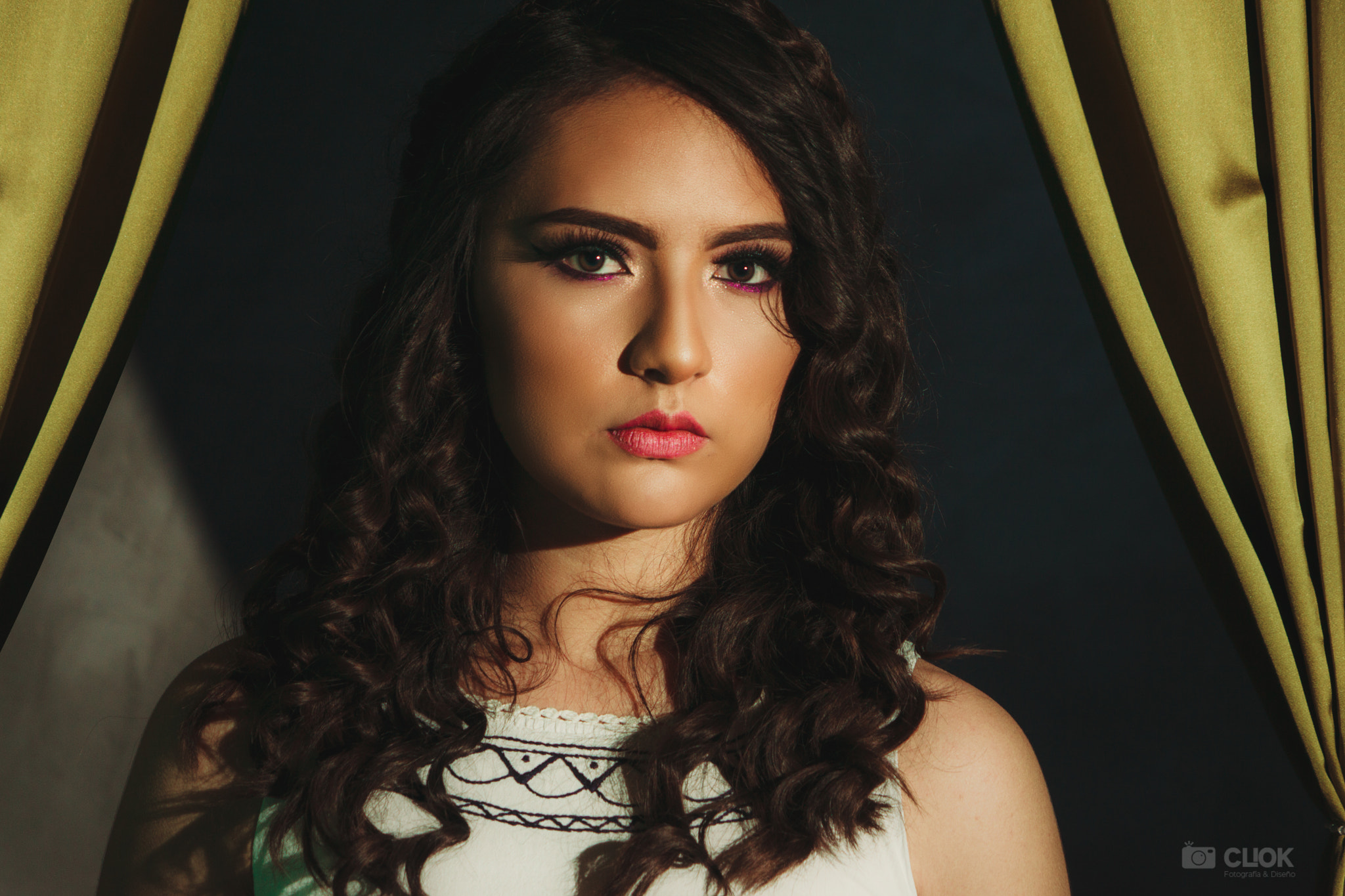 Sony a6000 + Sony FE 24-240mm F3.5-6.3 OSS sample photo. Angie photography