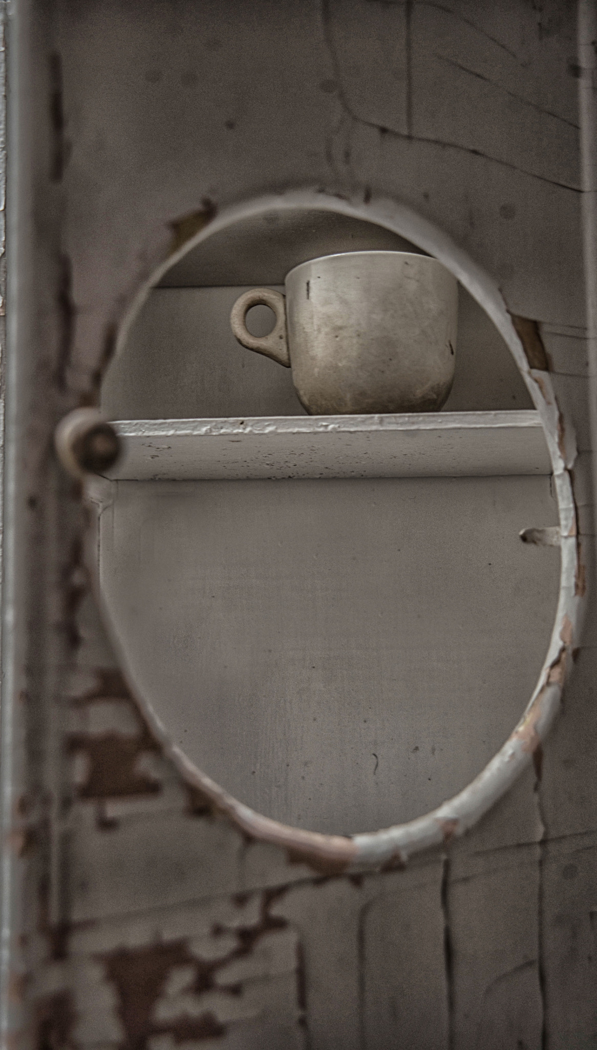 AF Zoom-Nikkor 24-120mm f/3.5-5.6D IF sample photo. Mng photography