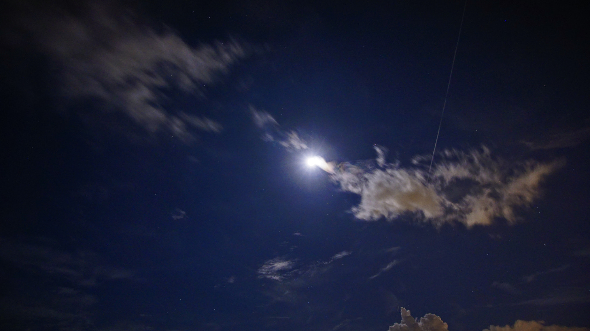 Sony a6000 + Sony E 10-18mm F4 OSS sample photo. Starringchild photography