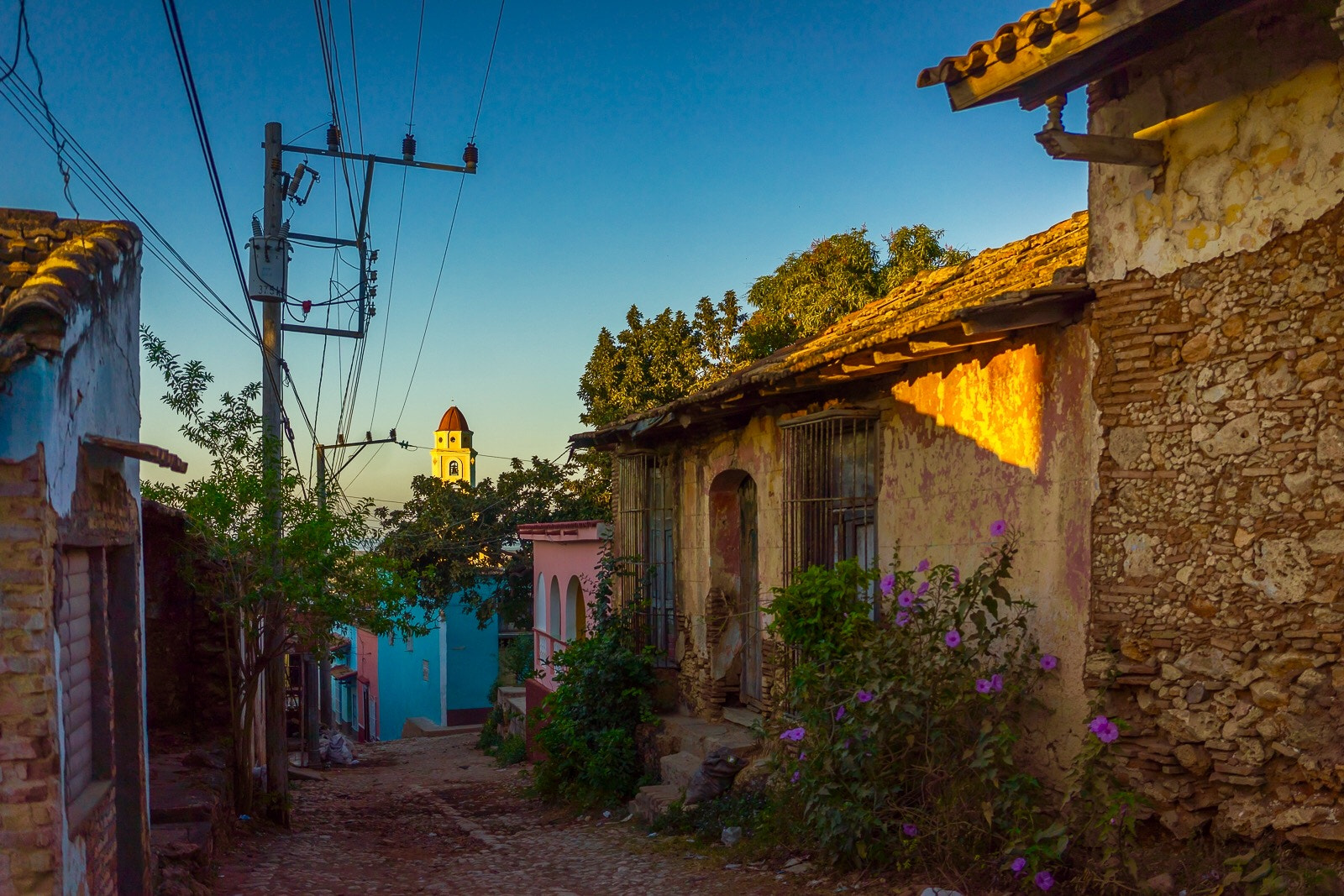 Sony a7 II + Sony Sonnar T* FE 35mm F2.8 ZA sample photo. Sunrise photography