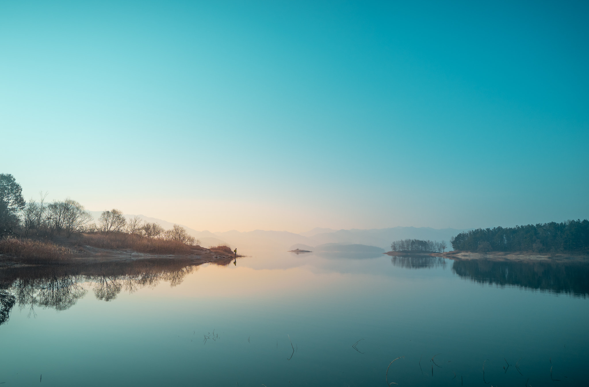 Sony a7 sample photo. Mirror lake photography