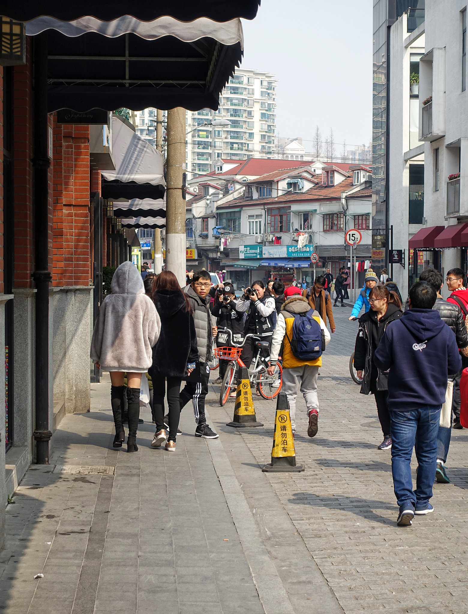 Sony Cyber-shot DSC-RX100 III + Sony 24-70mm F1.8-2.8 sample photo