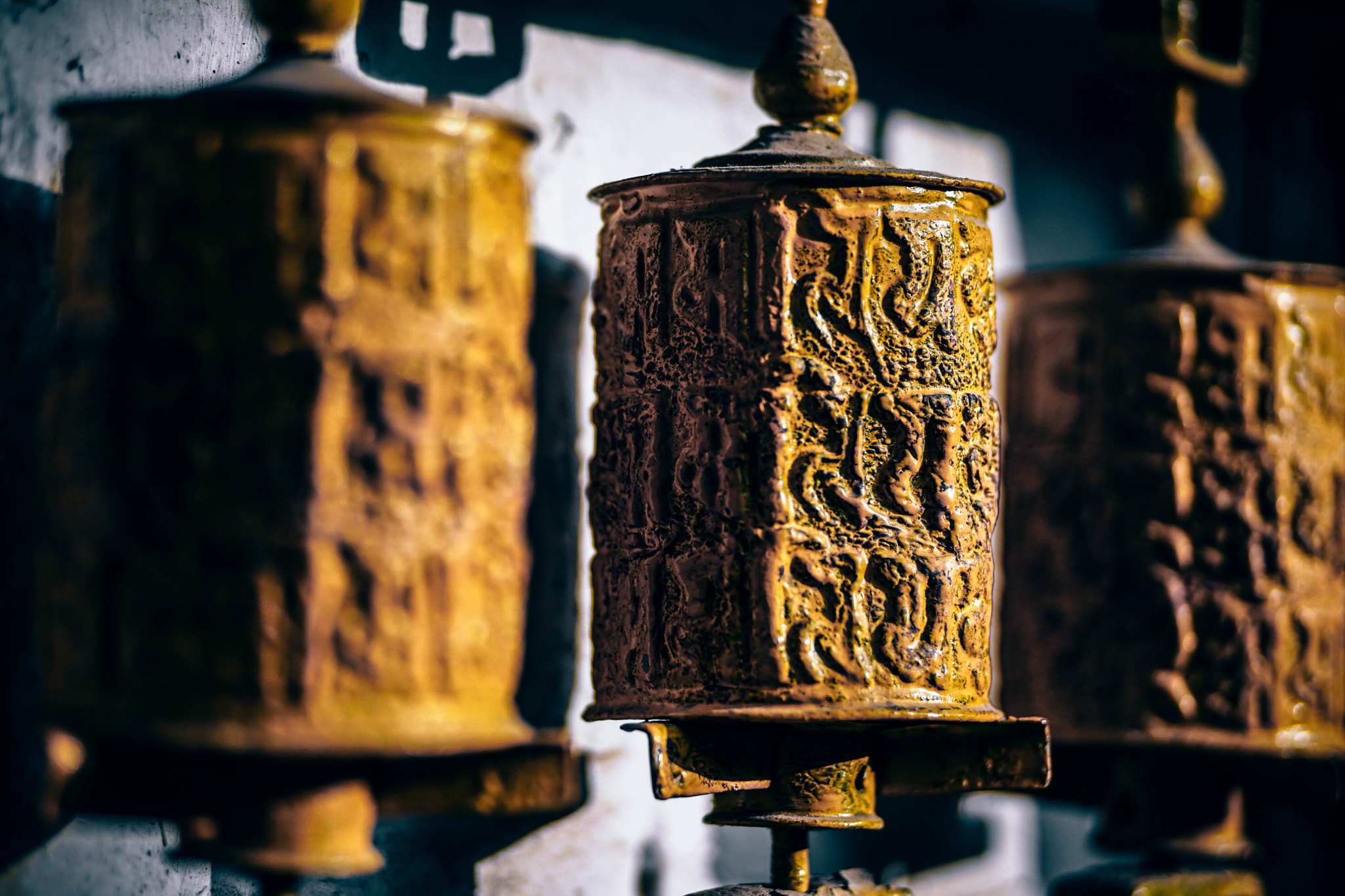 DT 85mm F1.8 SAM sample photo. Buddhist prayer wheels photography