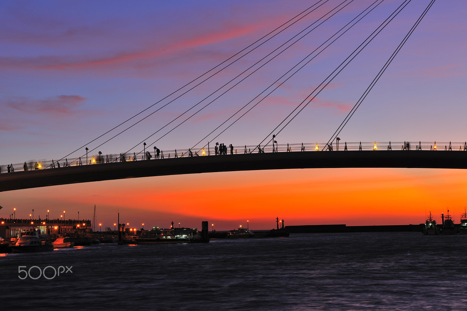 Nikon D3X sample photo. 橋,黃昏,海,天空,晴,船,夜晚,碼頭 photography