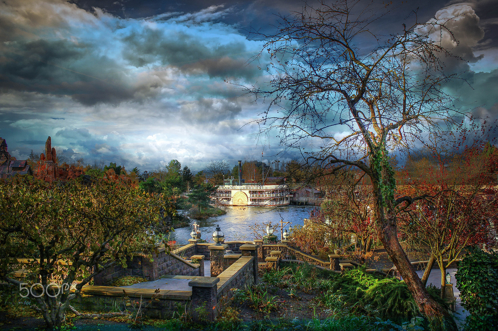 Canon EF-S 18-55mm F3.5-5.6 III sample photo. A lake in the west photography