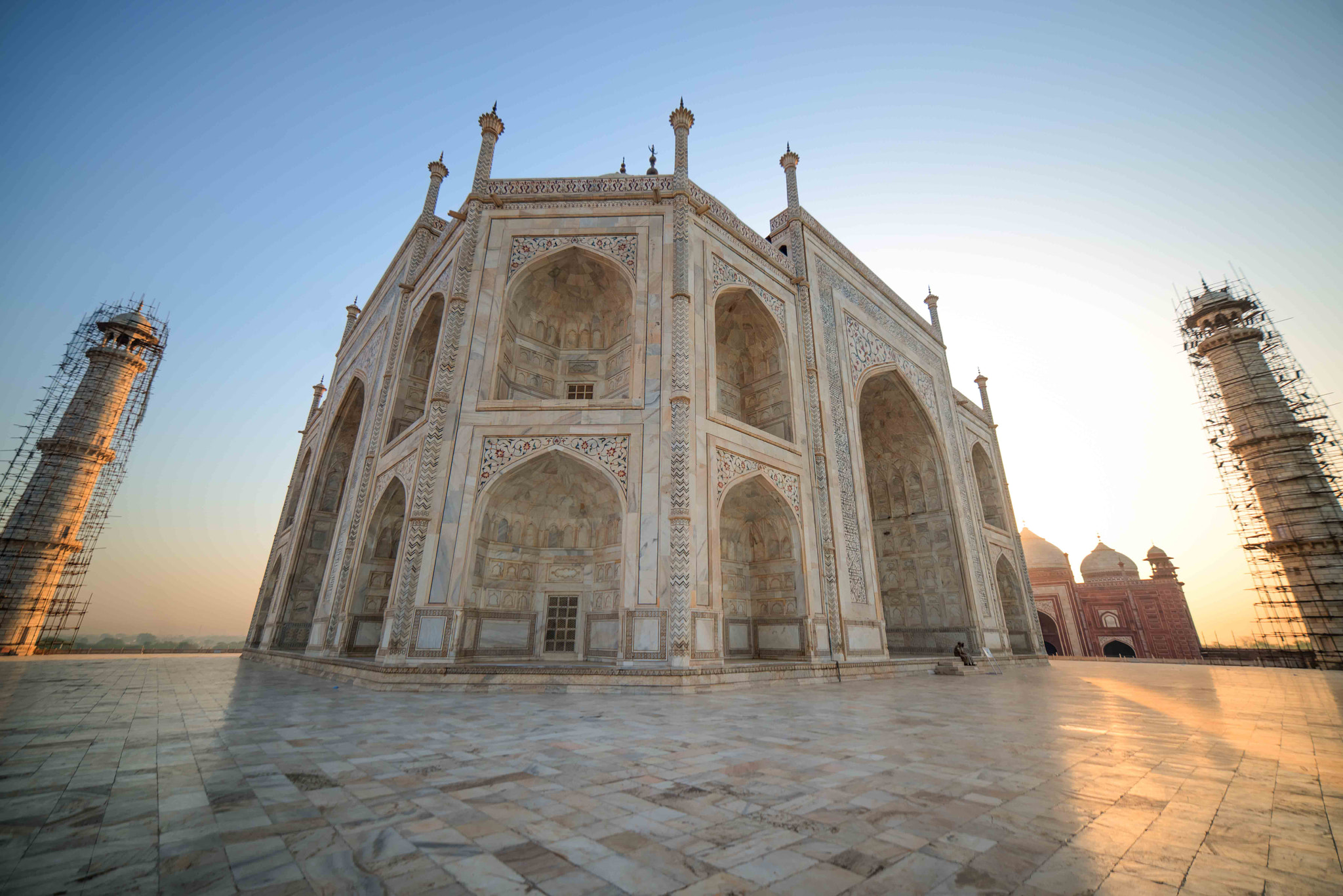 Samyang 14mm F2.8 ED AS IF UMC sample photo. Taj mahal at dawn photography
