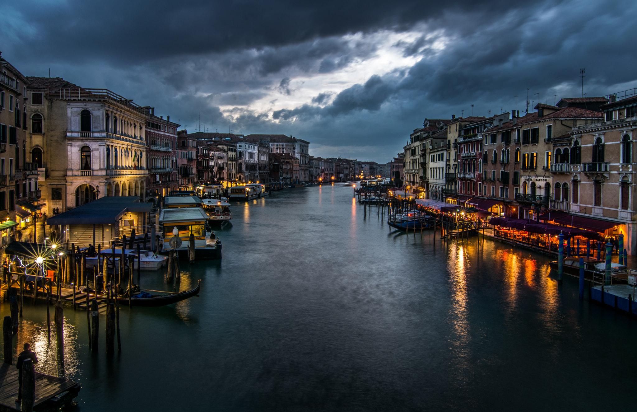Nikon D3300 + Tokina AT-X Pro 11-16mm F2.8 DX II sample photo. The grand canal in venice photography