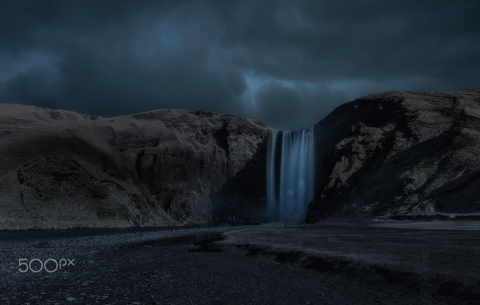 24-70mm F2.8-2.8 G sample photo. 冰岛斯科加瀑布的奇异事件 photography