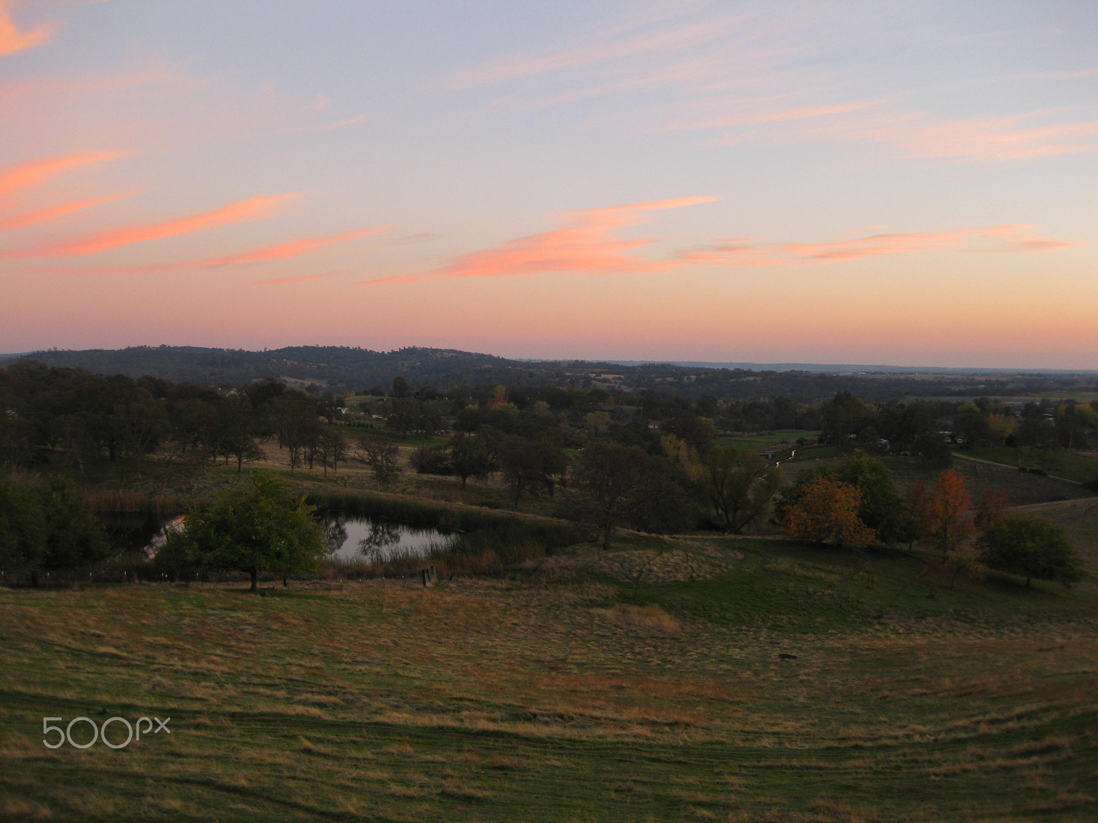 Canon PowerShot SD790 IS (Digital IXUS 90 IS / IXY Digital 95 IS) sample photo. Sunset at the farm 2 photography