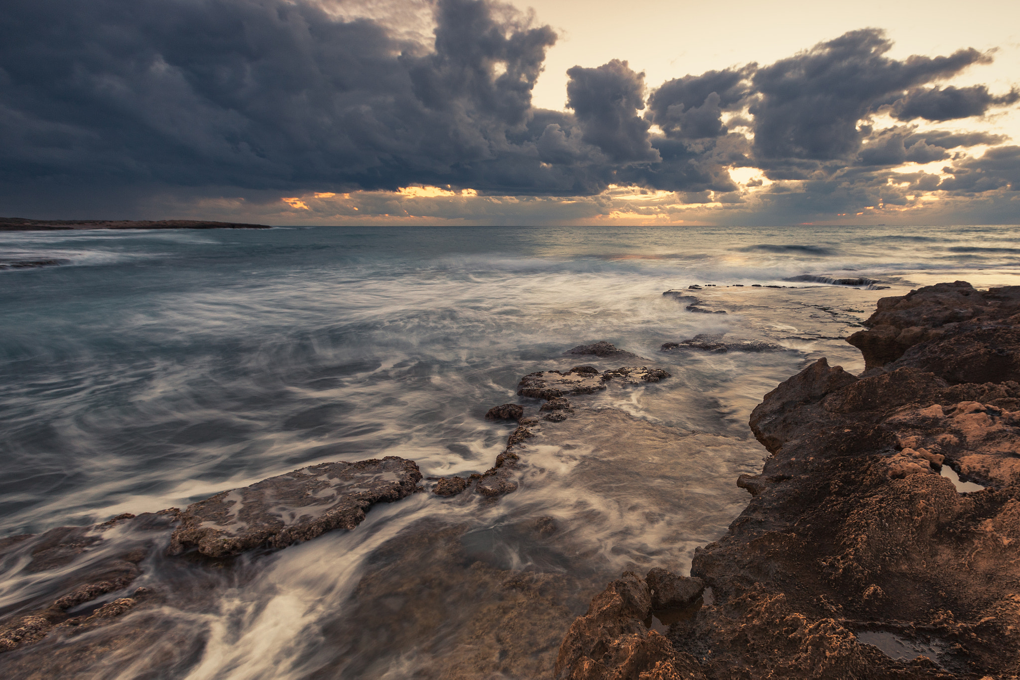 Canon EOS-1Ds Mark III + Canon EF 16-35mm F2.8L II USM sample photo. Mediterranean sea photography