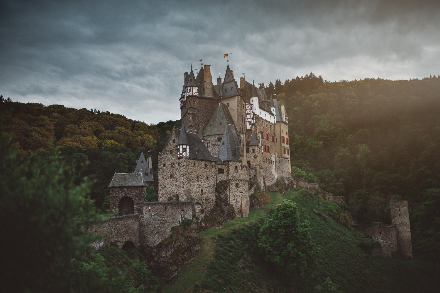Nikon D800 + Sigma 35mm F1.4 DG HSM Art sample photo. Eltz castle photography