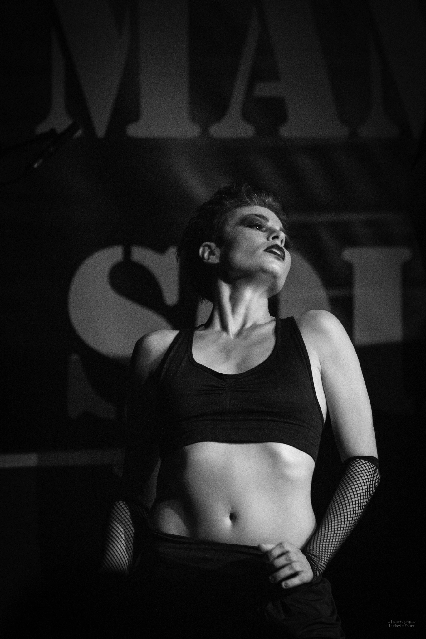 Canon EF 70-200mm F4L USM sample photo. En concert photography