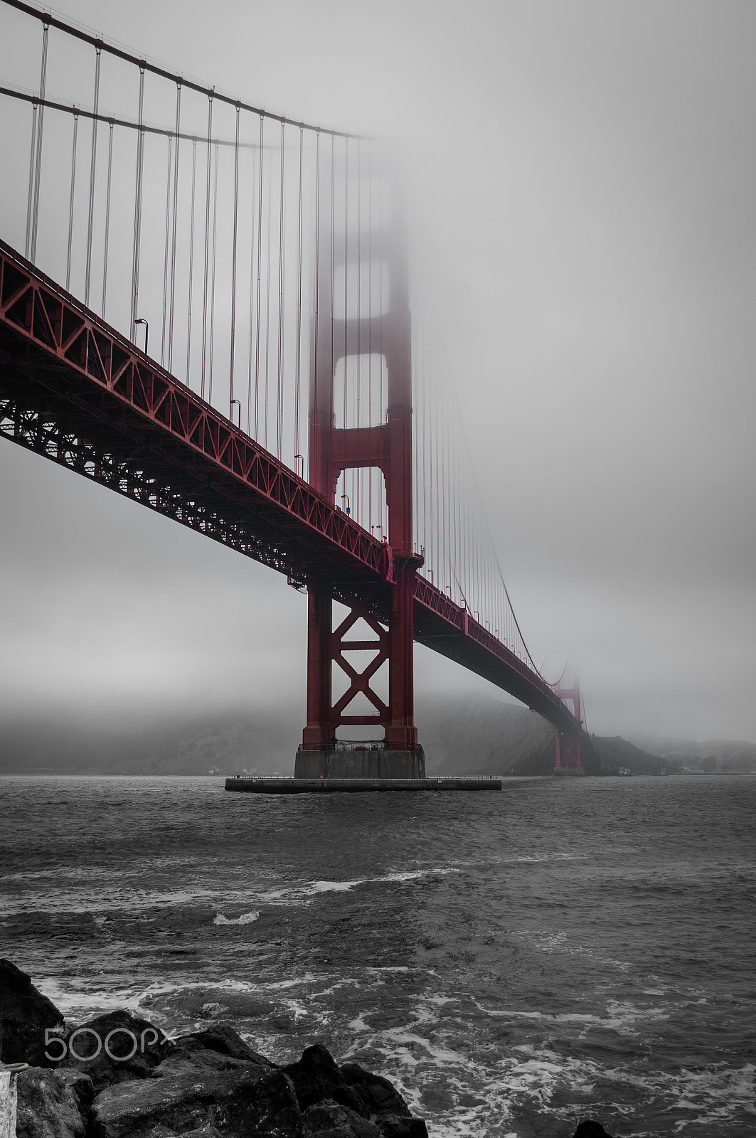 Pentax K20D sample photo. Golden gate in the fog photography