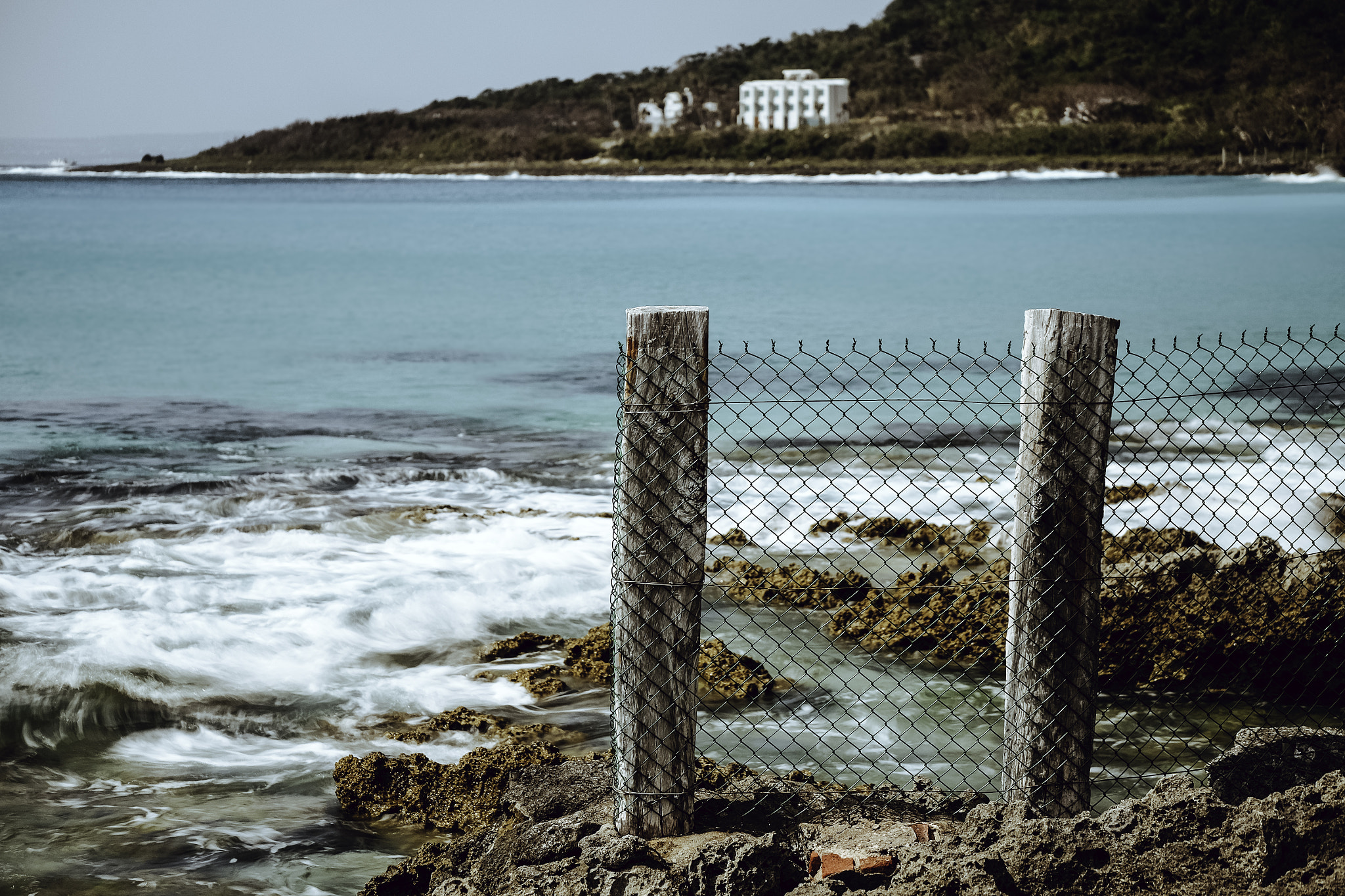 Fujifilm X-T10 + Fujifilm XF 50-140mm F2.8 R LM OIS WR sample photo. The southern coast of taiwan photography