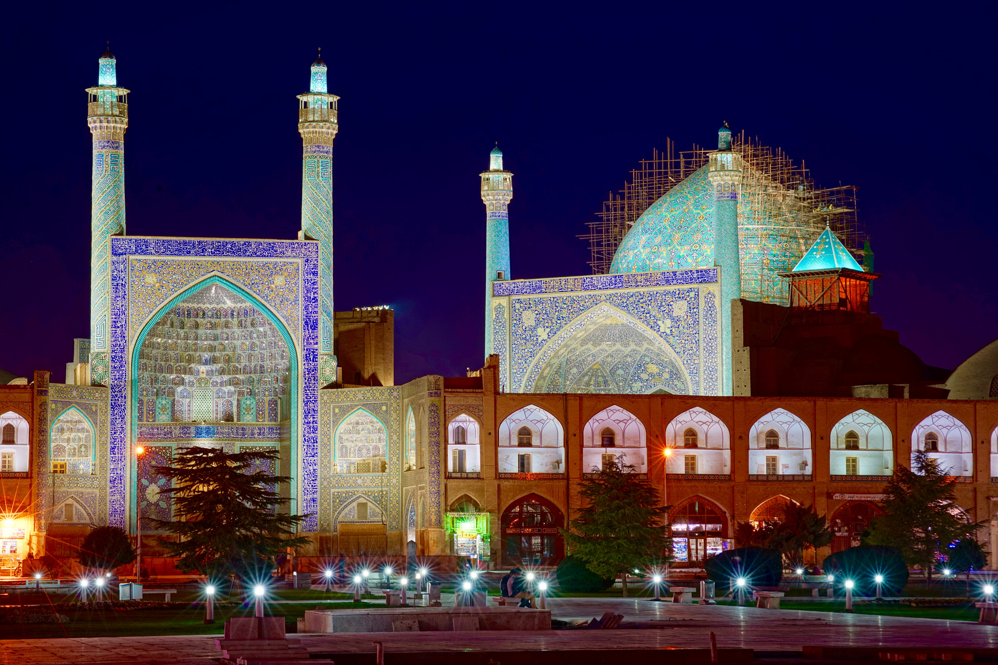 Minolta AF 100-300mm F4.5-5.6 sample photo. Shah mosque,esfahan photography