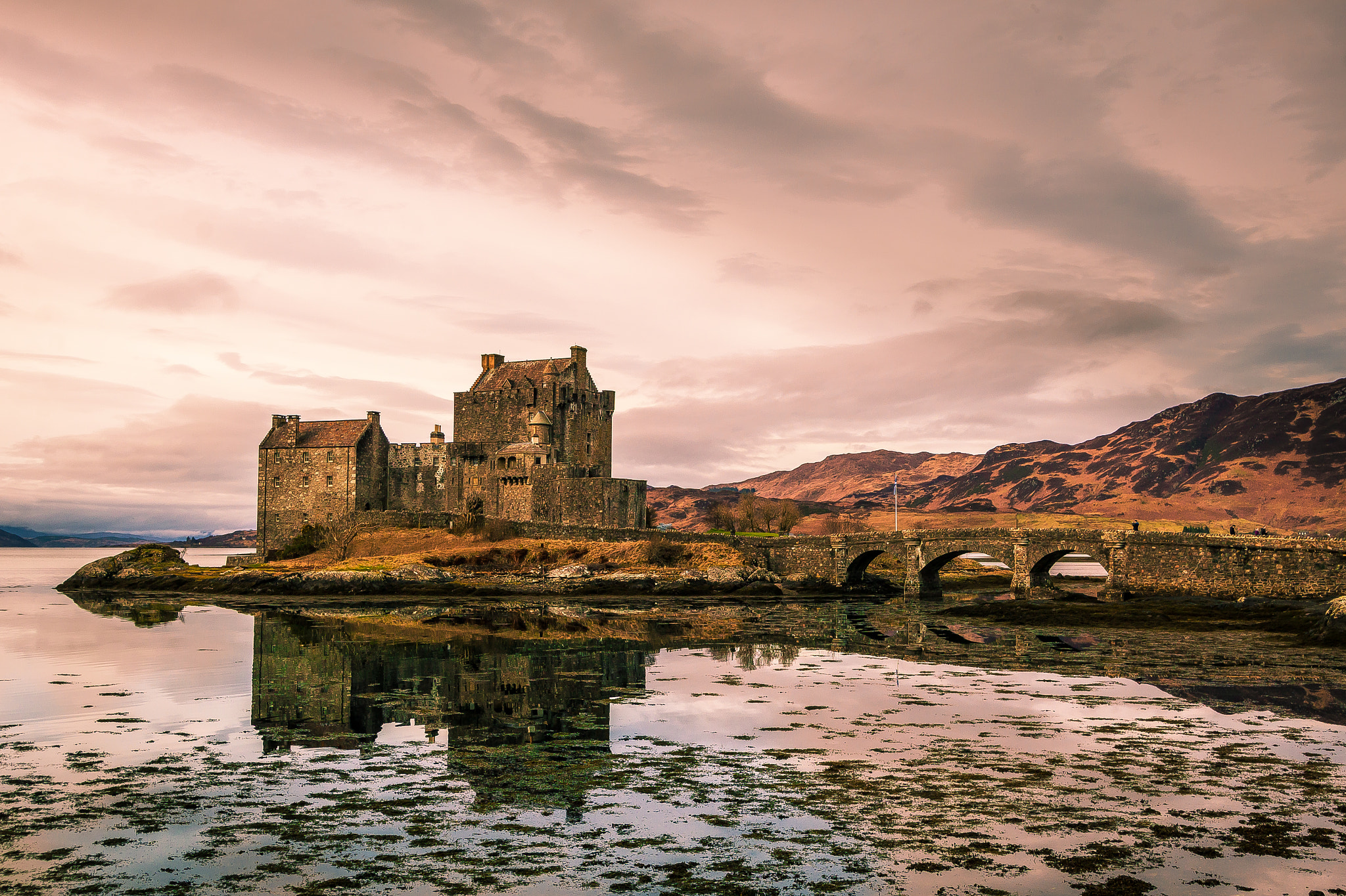 Canon EF-S 10-22mm F3.5-4.5 USM sample photo. Eilean donan castle - isle of skye photography