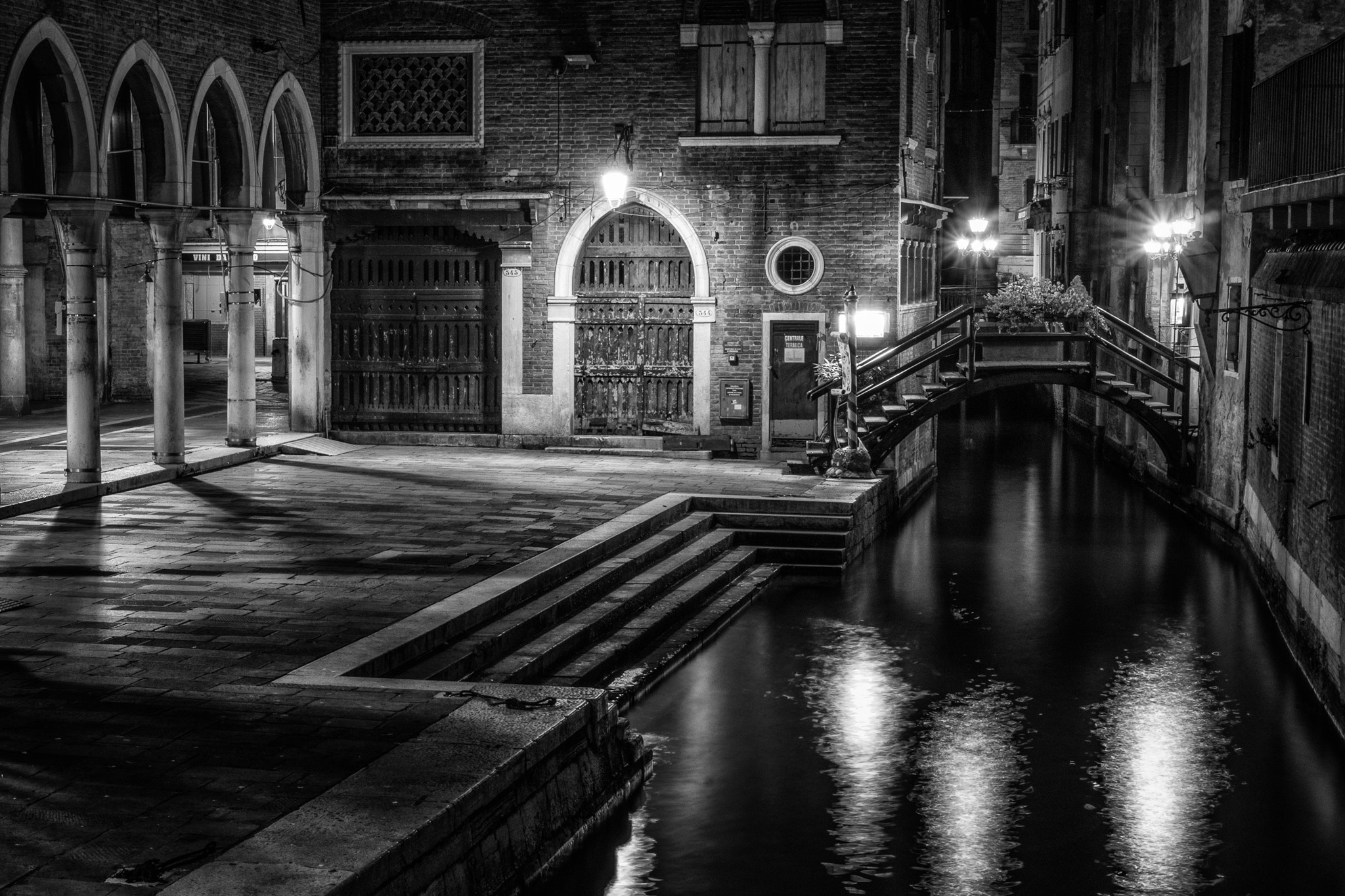 Pentax K-S2 sample photo. Poste vecie - venice  photography