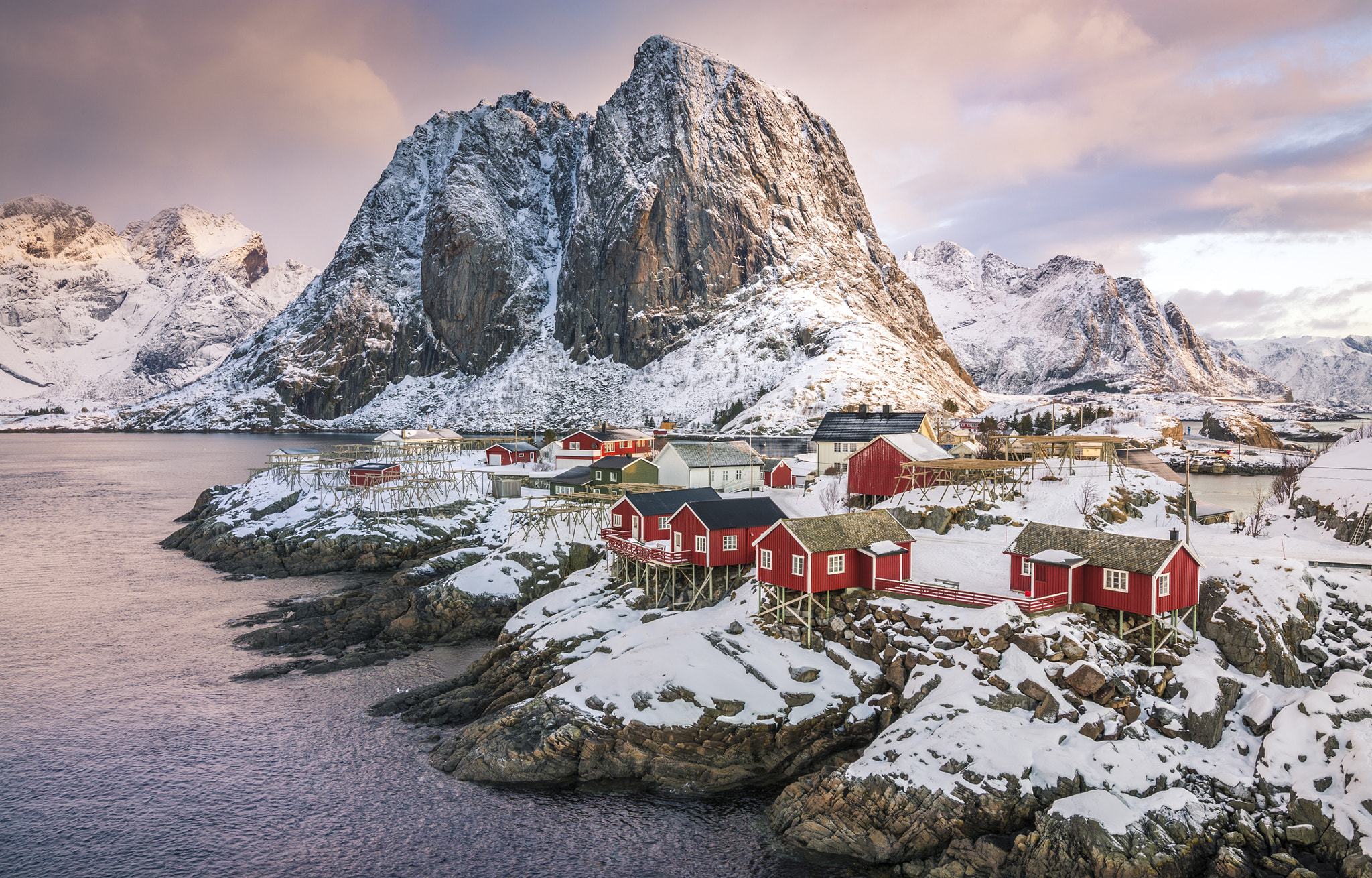Canon EOS 6D + Canon EF 300mm f/2.8L sample photo. Hamnoy morning photography